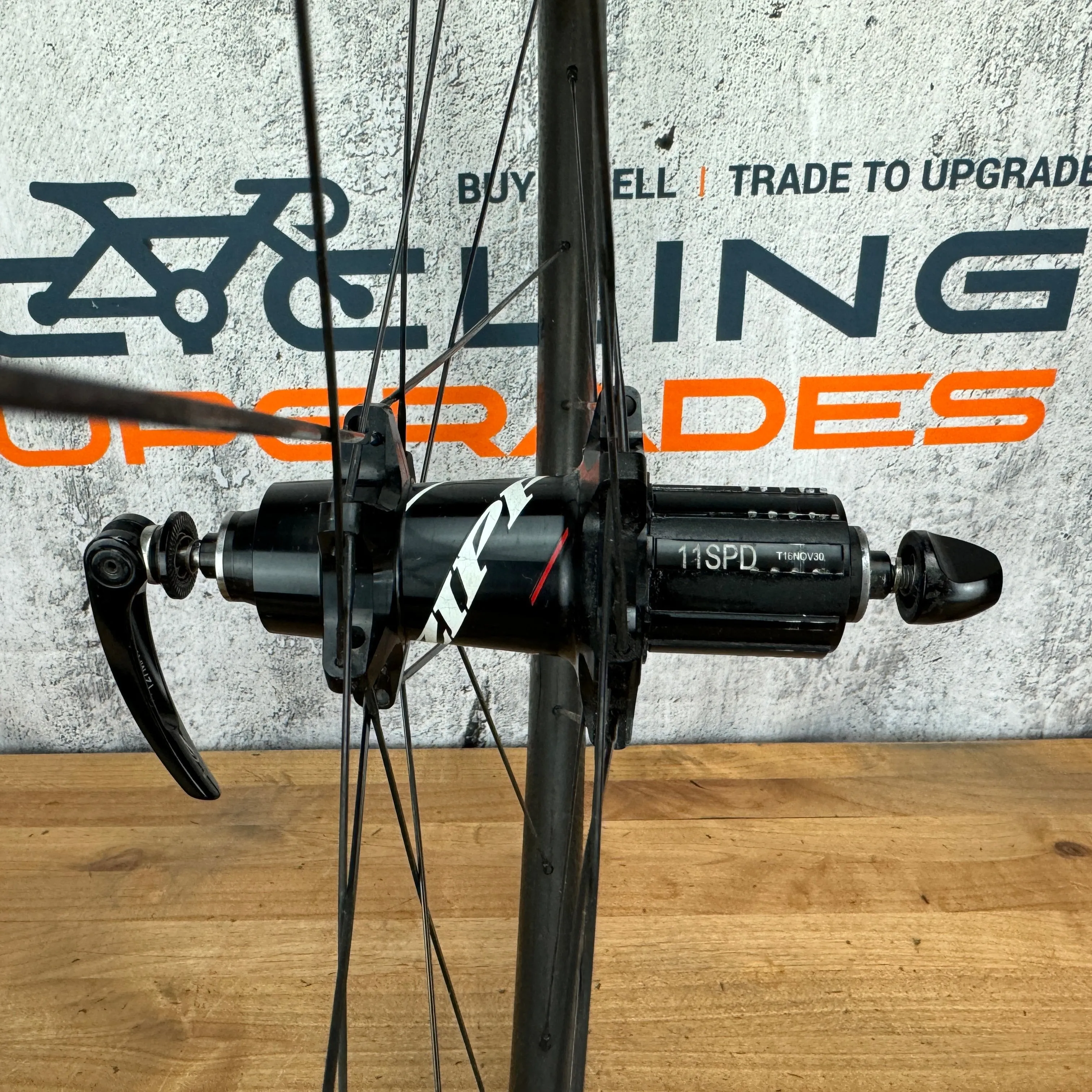 2017 Zipp Firecrest 303 Carbon Clincher Wheelset 700c Rim Brake 77/177 Hubs 1641g