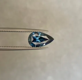 2.15 crt Green Sapphire Gemstones - Loose Genuine Blue Green Sapphire Gems for Sale. Ideal for custom handcrafted jewellery. make your ring
