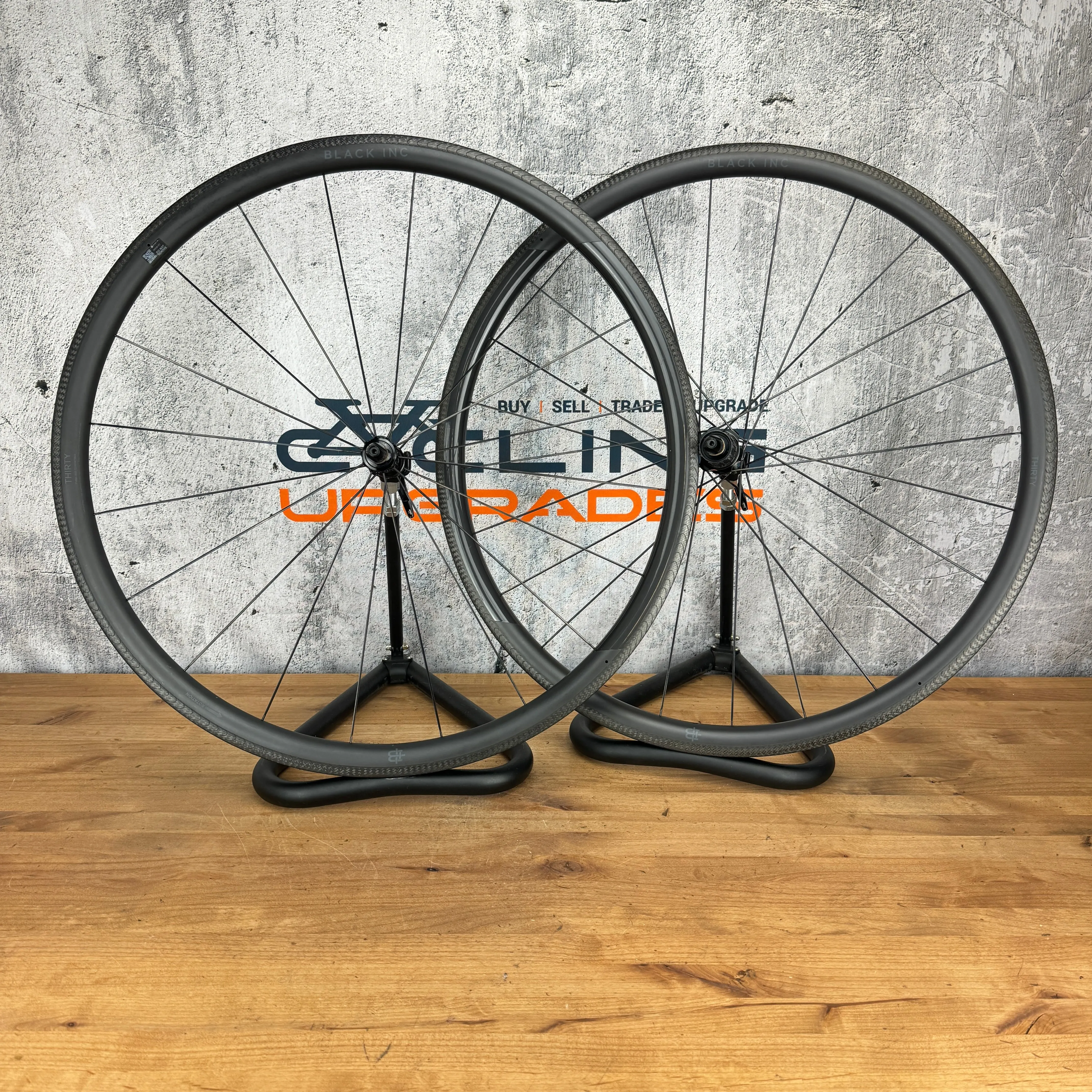 Black Inc Thirty 30 Carbon Tubeless Wheelset 700c Rim Brake Ceramicspeed 1460g