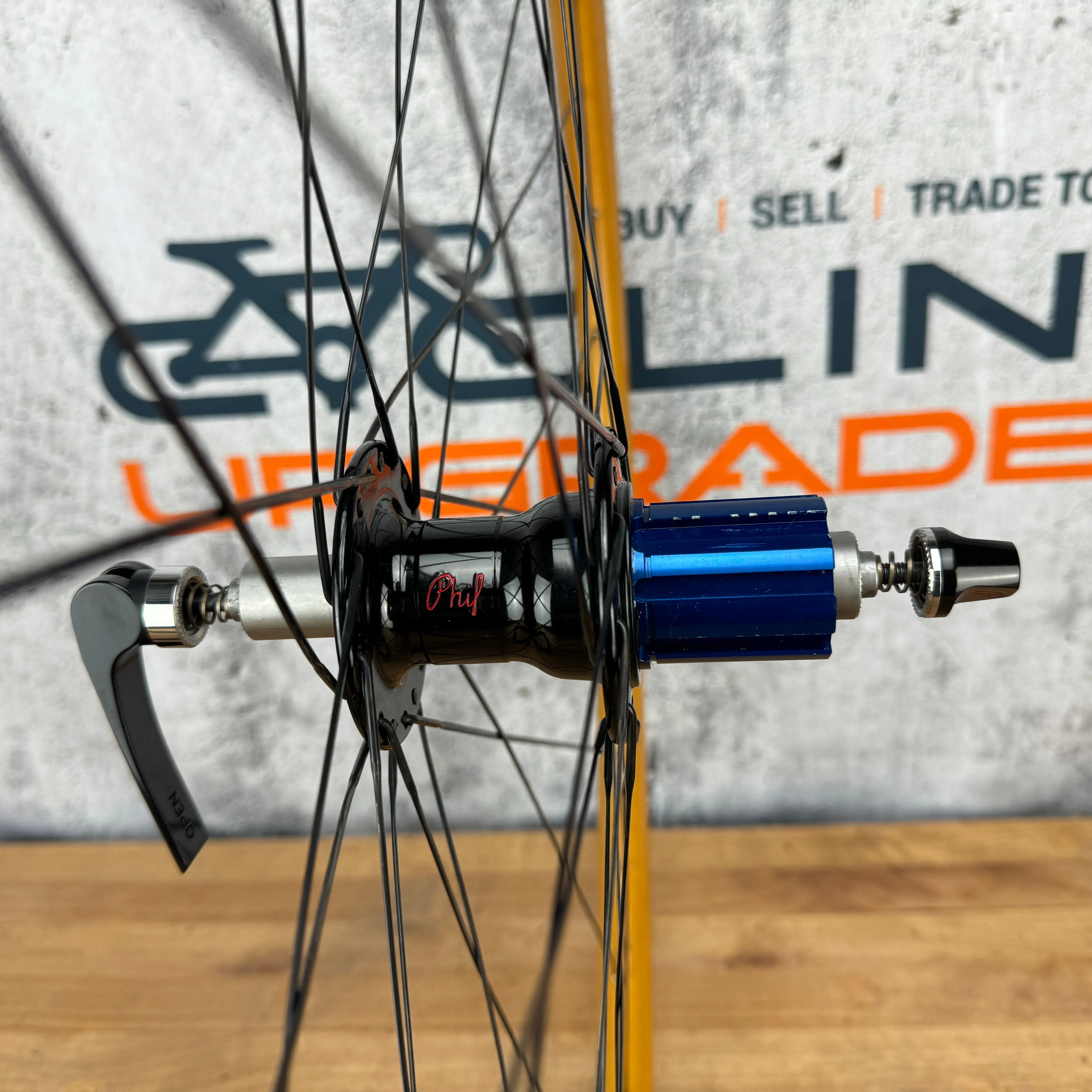 Custom Cerchio Ghisallo Ultimate Sprinter Wheelset Wooden Rims Phil Wood Hubs