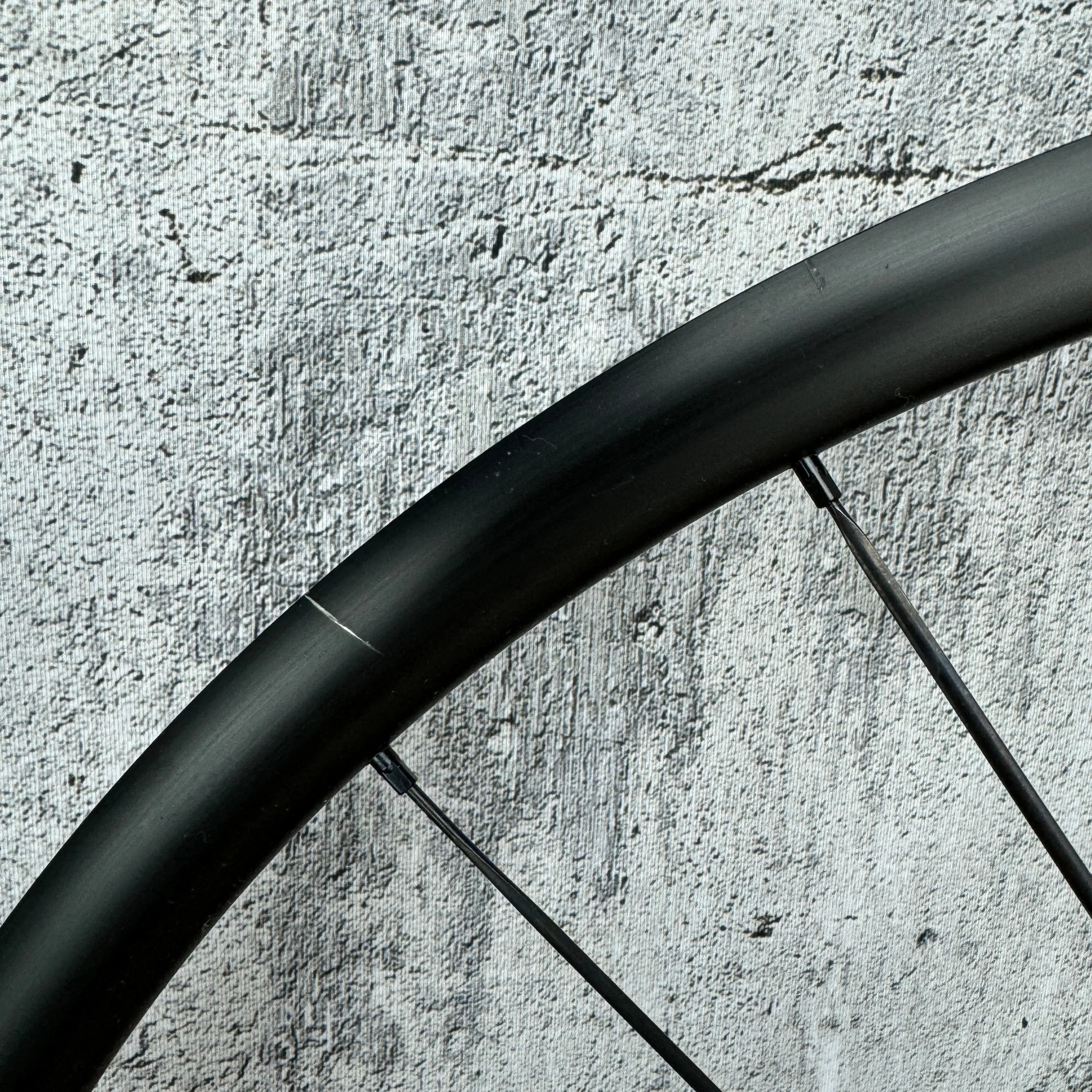 DT Swiss E1850 Spline 23 Alloy Tubeless Disc Brake Wheelset 700c 1818g
