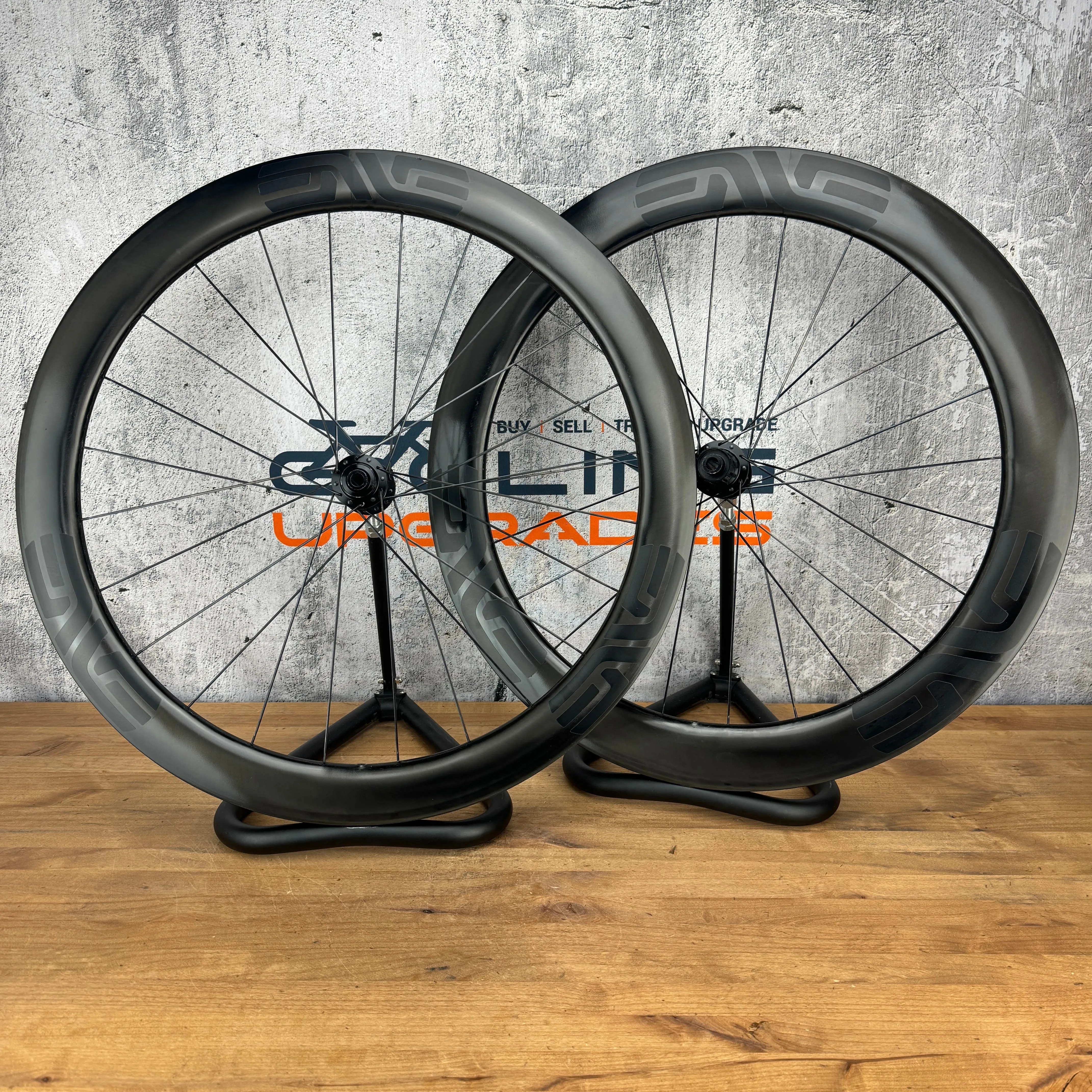 Enve SES 5.6 Carbon Tubeless Disc Brake Wheelset 700c DT Swiss 240s 1586g