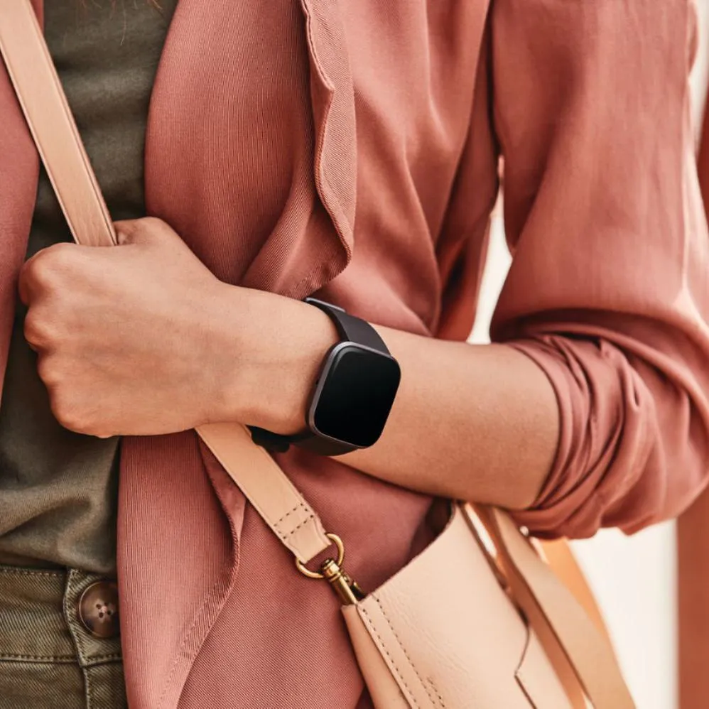 Fitbit - Versa 2 Smartwatch 40mm Aluminum - Black/Carbon with Silicone Band