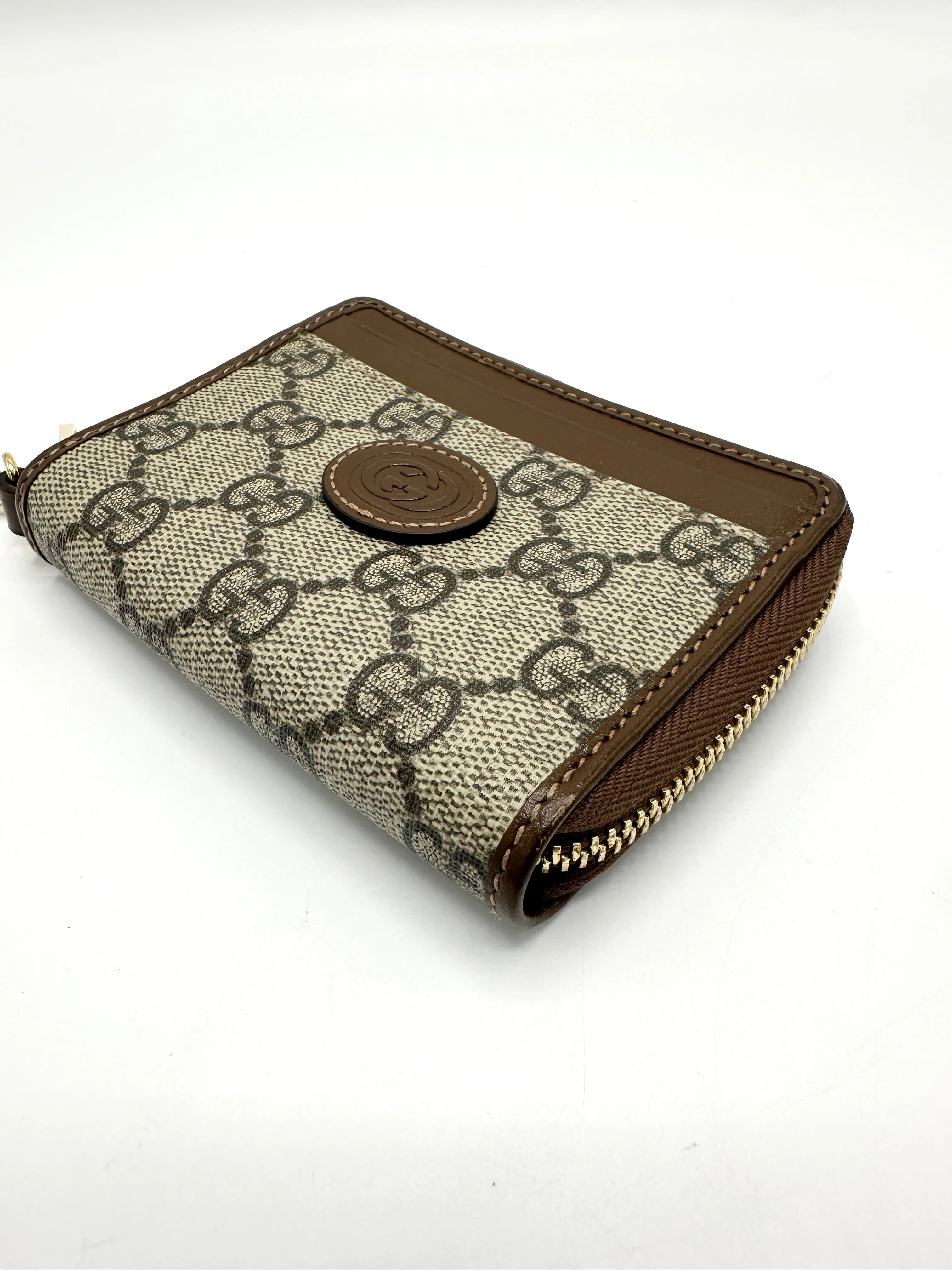 GG Supreme Brown Compact Zippy Wallet