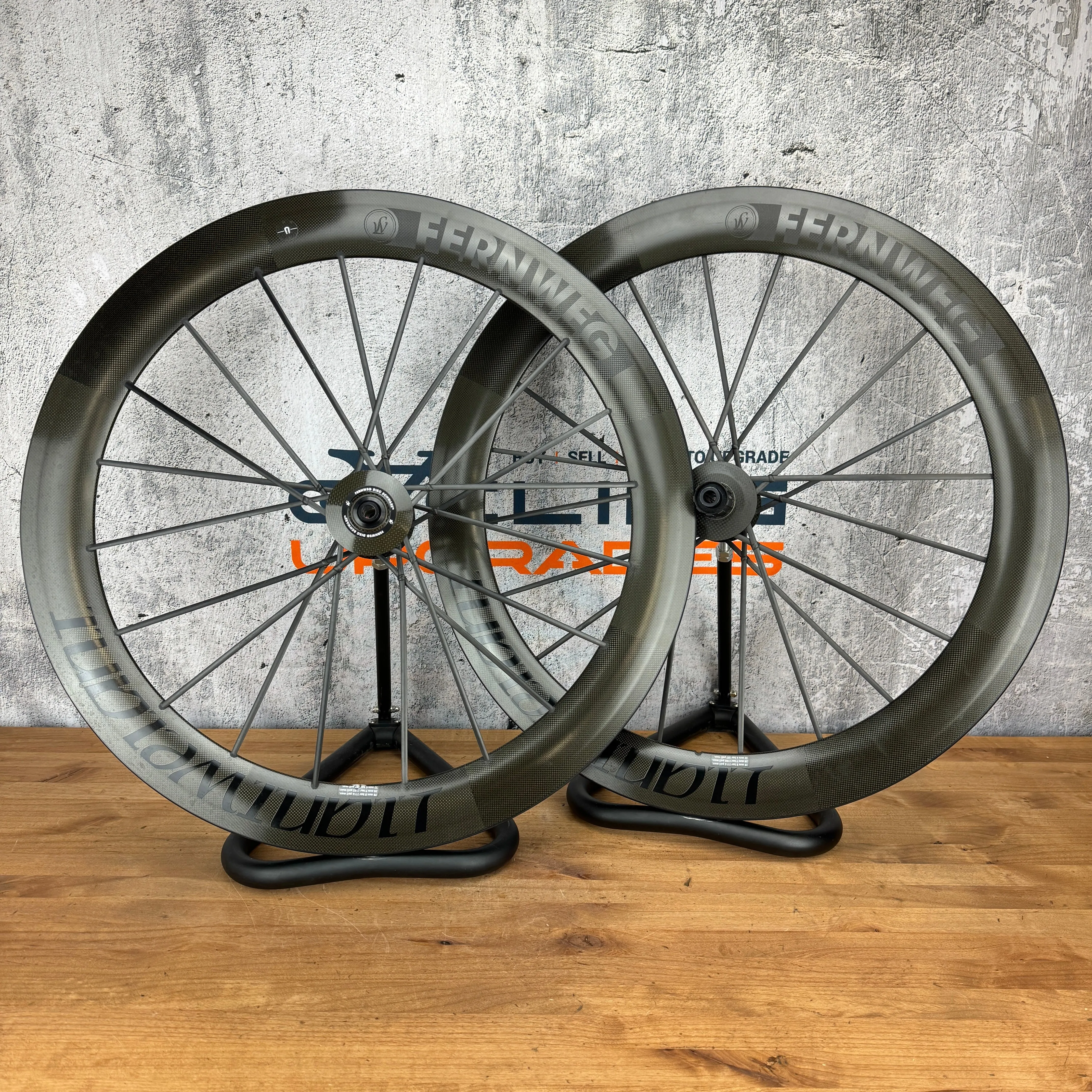 Lightweight Fernweg 63 Schwarz Ed Carbon Clincher Disc Wheelset 700c 1711g