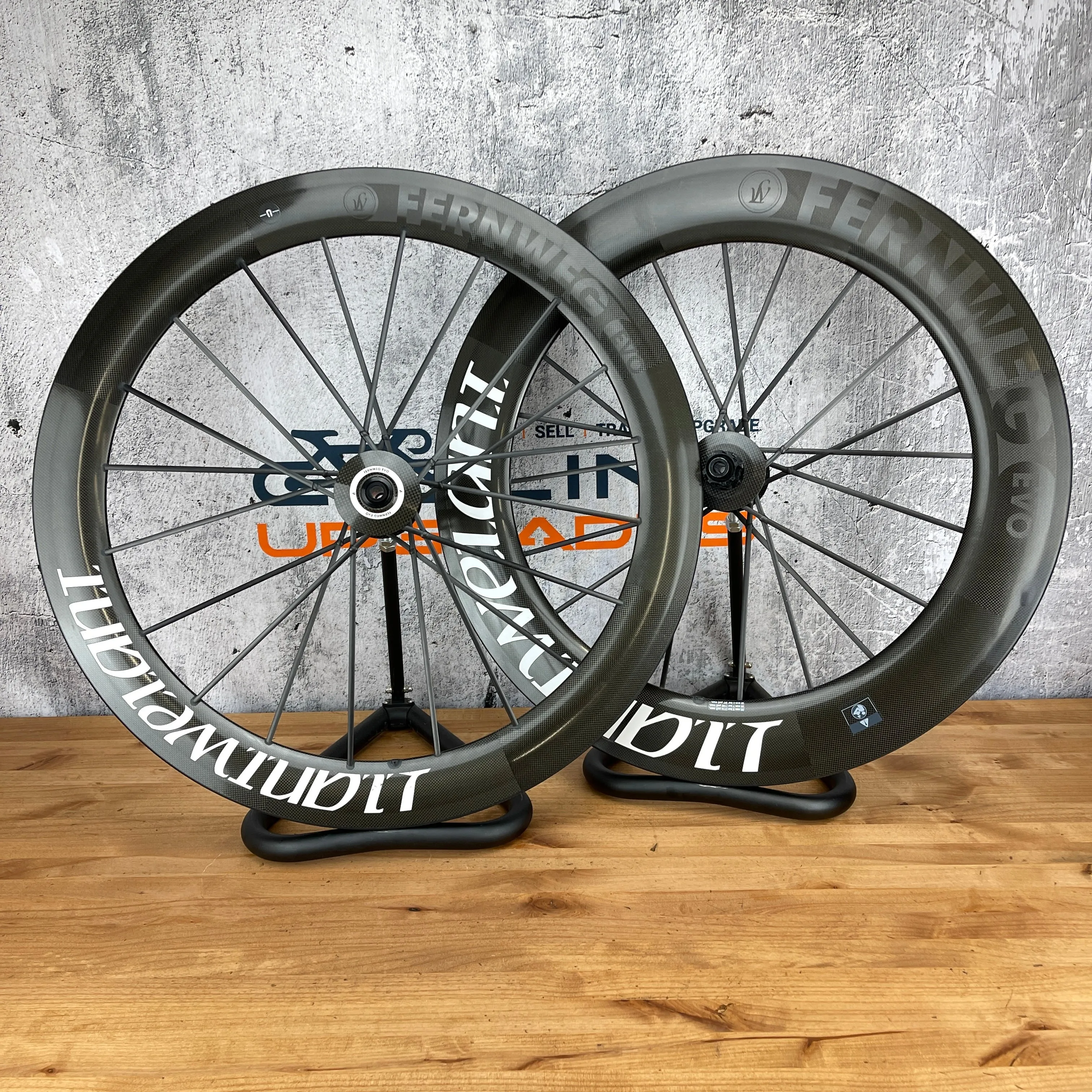 Lightweight Fernweg Evo 63/85 Carbon Tubeless Wheelset 700c Disc Brake 1805g
