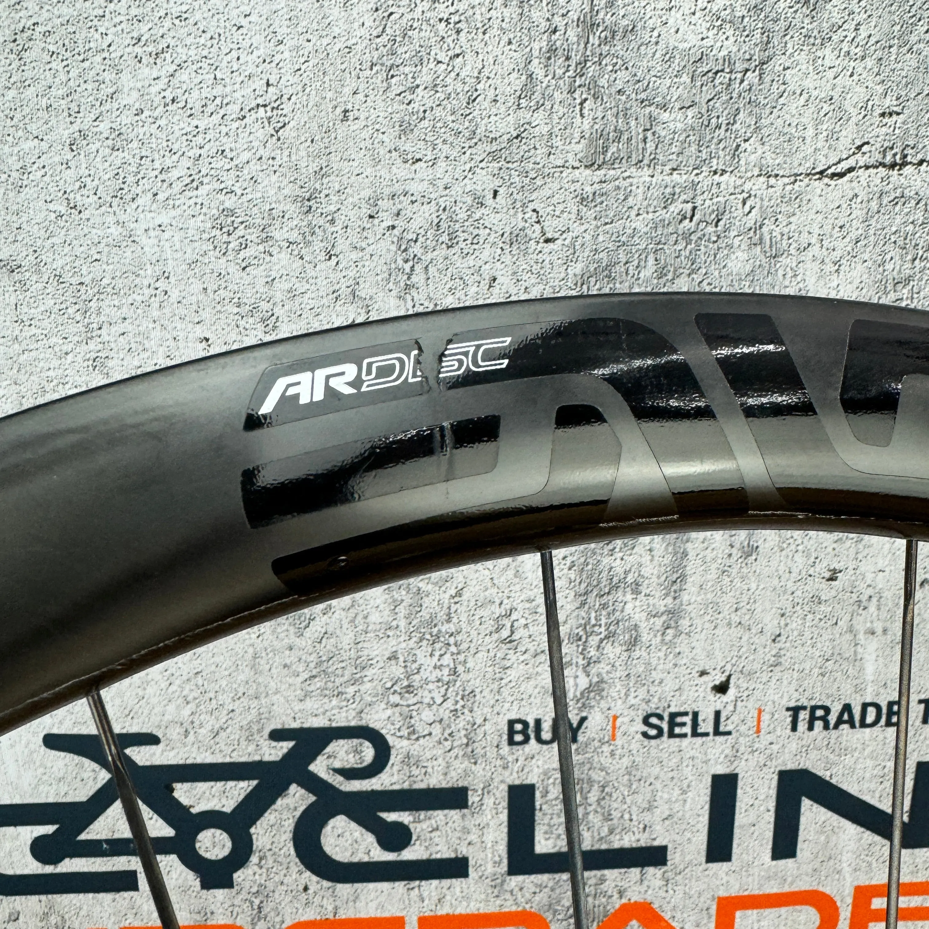 Low Mile! Enve SES 3.4 AR Carbon Disc Brake Tubeless Carbon-Ti Wheelset 700c