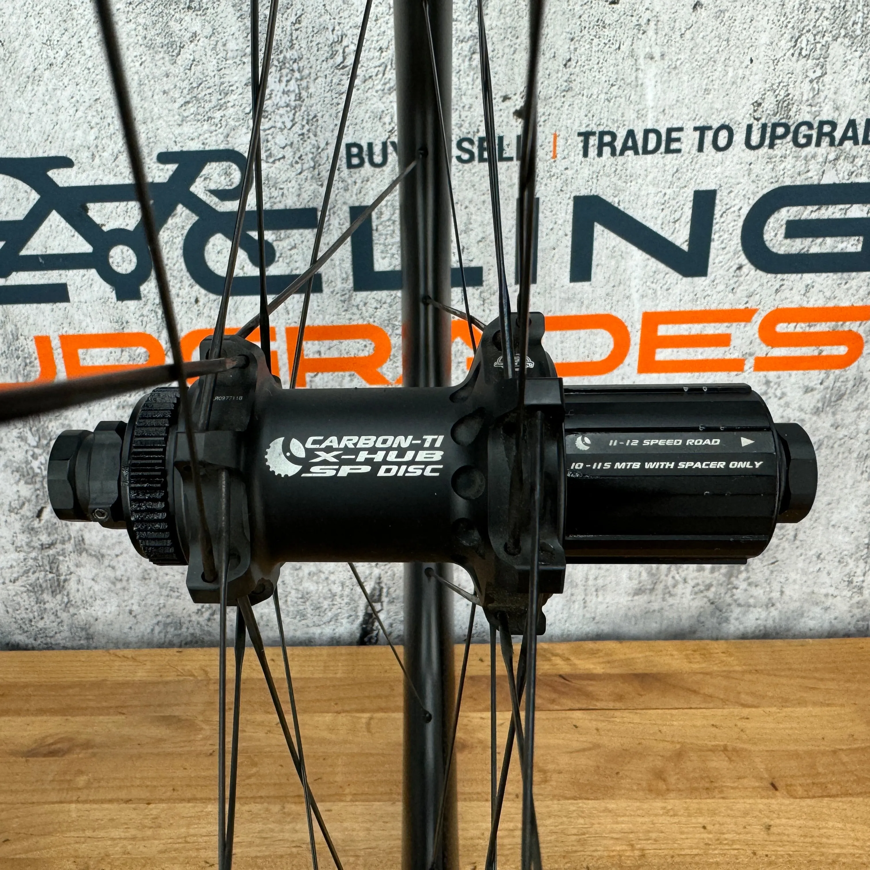 Low Mile! Enve SES 3.4 AR Carbon Disc Brake Tubeless Carbon-Ti Wheelset 700c