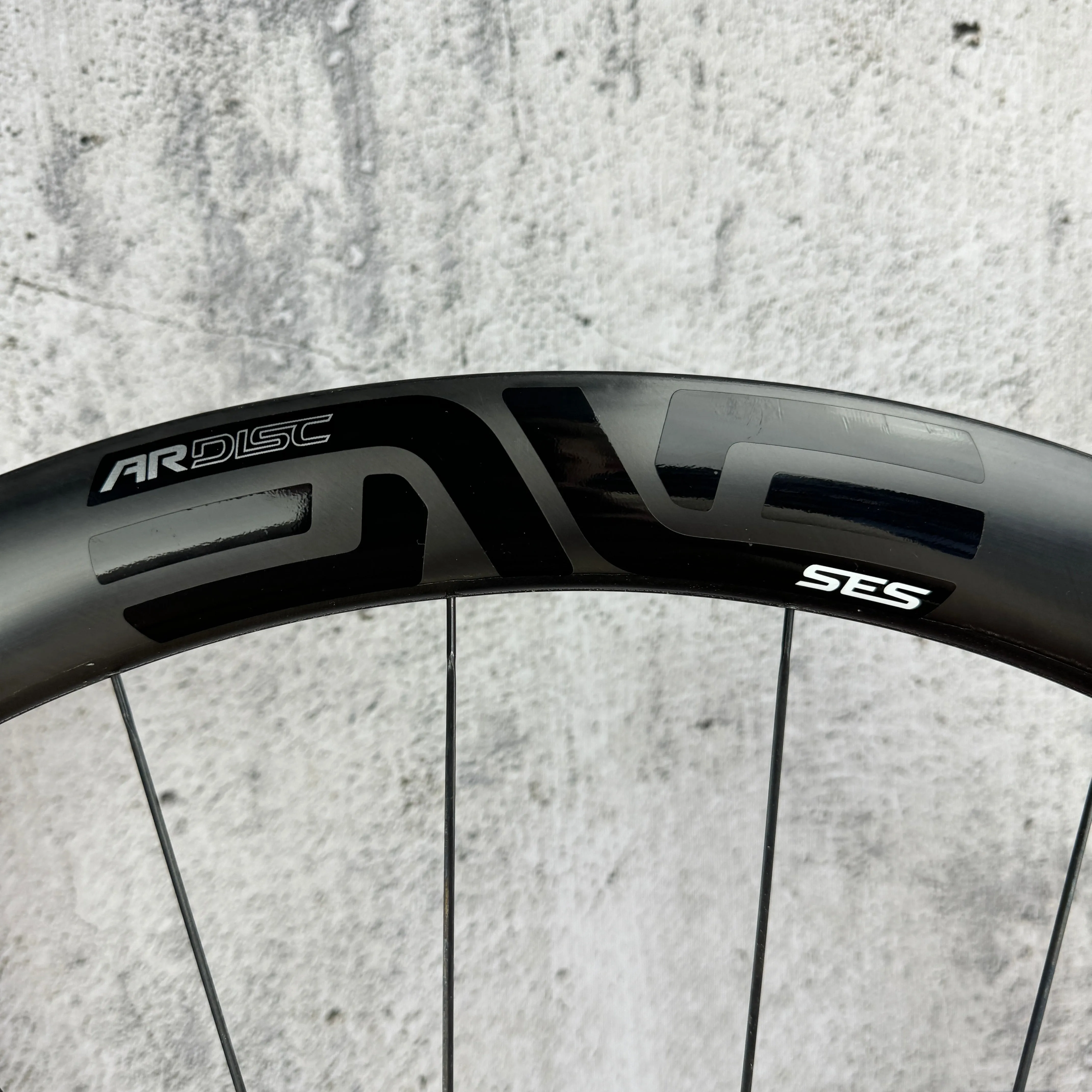 Low Mile! Enve SES 3.4 AR Carbon Disc Brake Tubeless Carbon-Ti Wheelset 700c