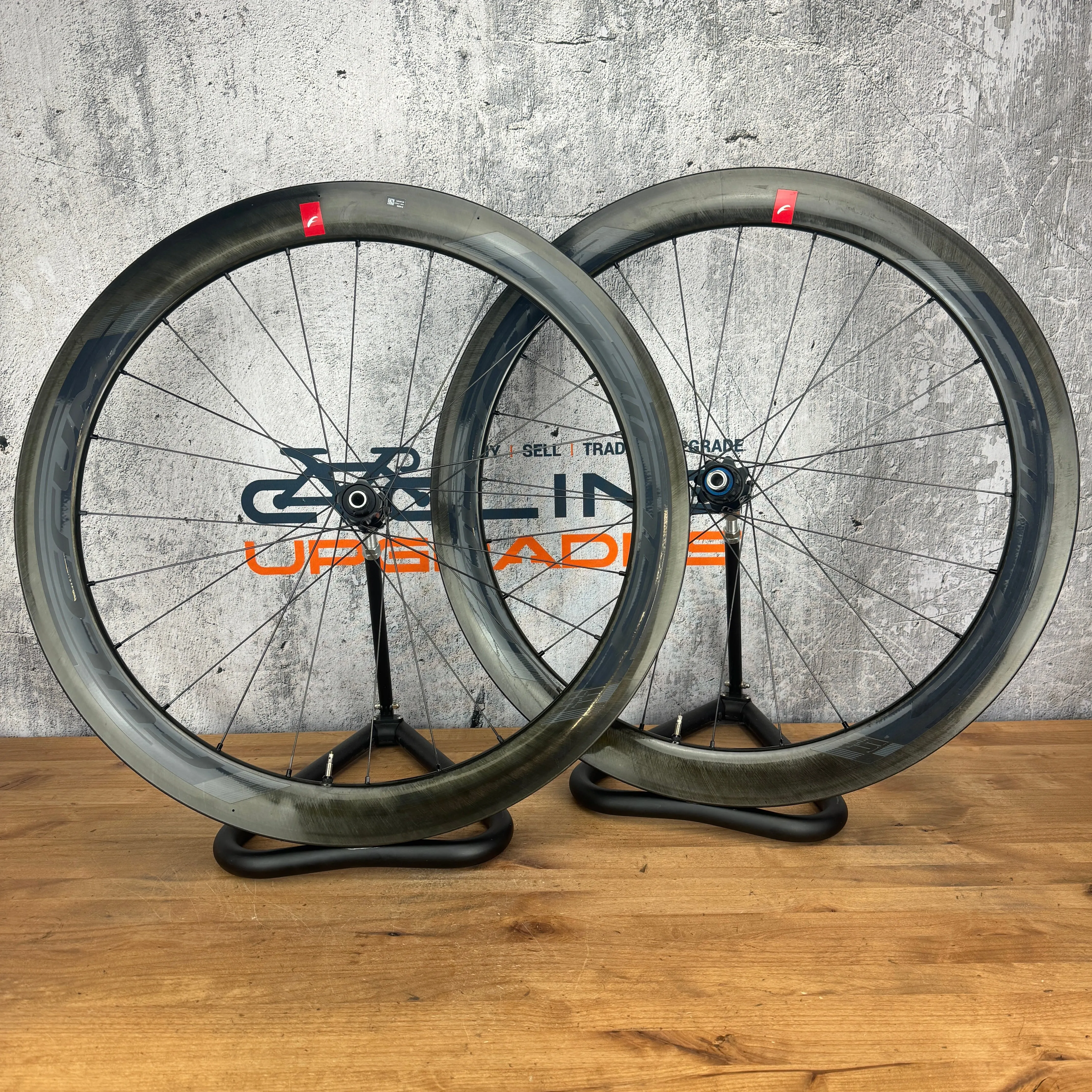 Low Mile! Fulcrum Wind 55 DB Carbon Tubeless Disc Wheelset 700c 1684g