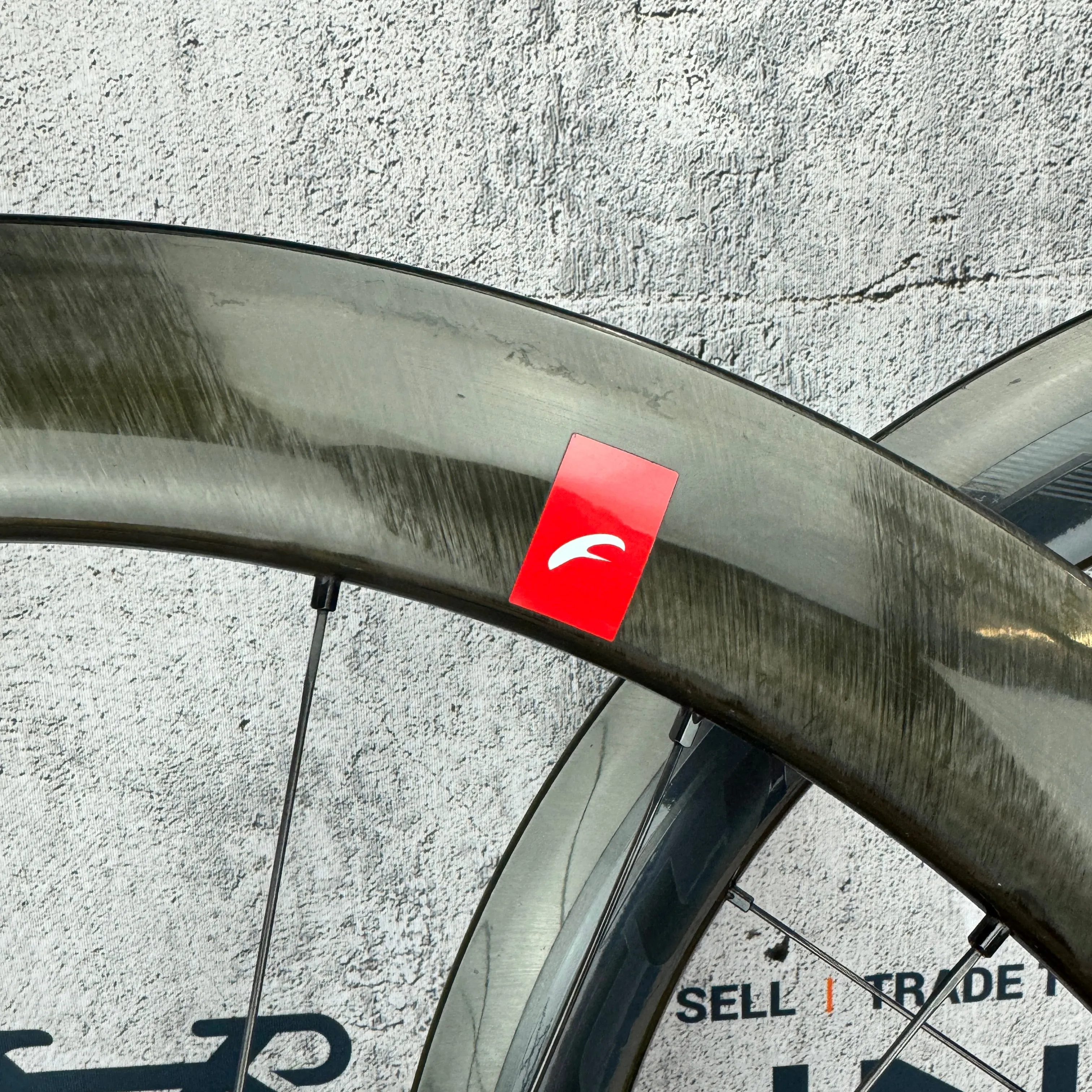 Low Mile! Fulcrum Wind 55 DB Carbon Tubeless Disc Wheelset 700c 1684g