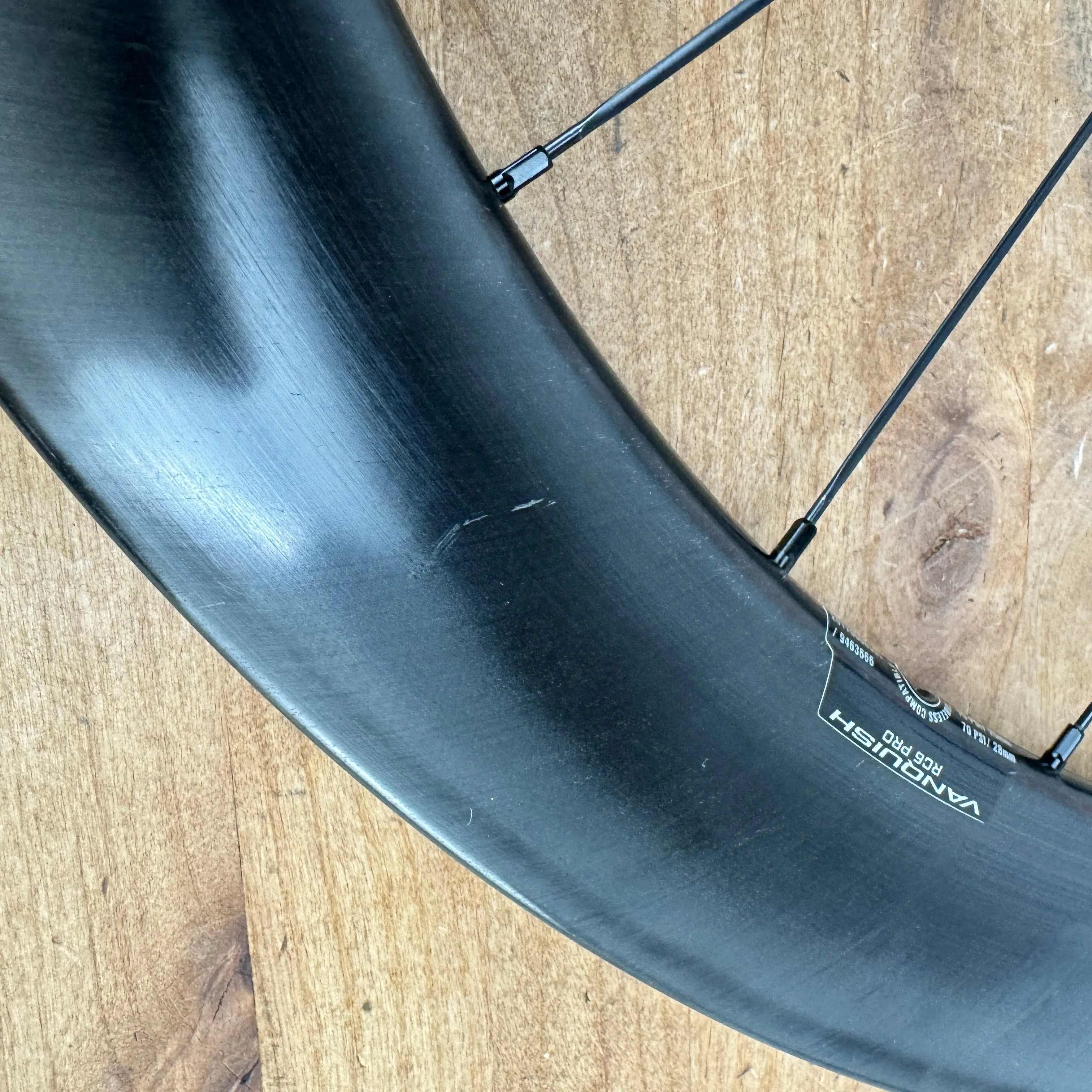 Low Mile! HED Vanquish RC6/RC8 Pro Carbon Disc Brake Wheelset w/ CeramicSpeed