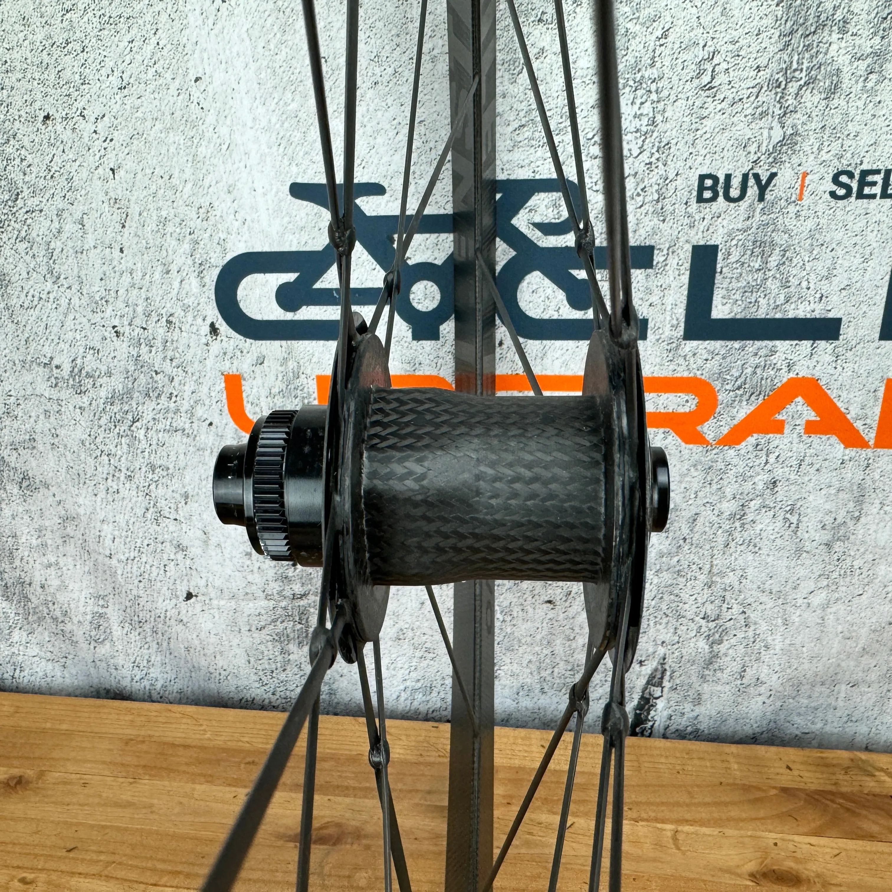 Low Mile! Lightweight Meilenstein EVO Carbon Tubeless Disc Wheelset 700c 1424g
