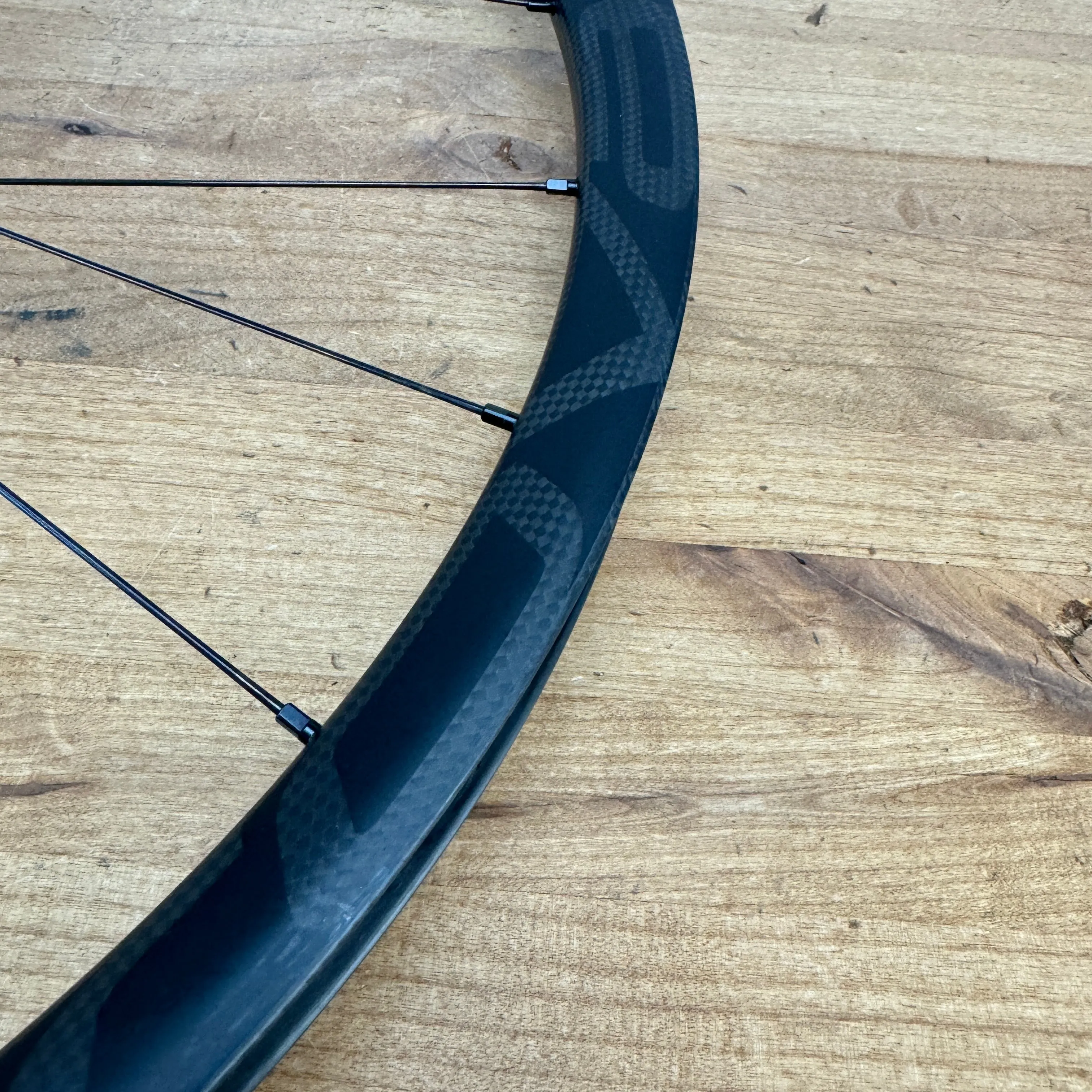 Low Mile! Roval Traverse 27.5" MTB 6-Bolt Carbon Wheelset 1560g 30i Non-Boost