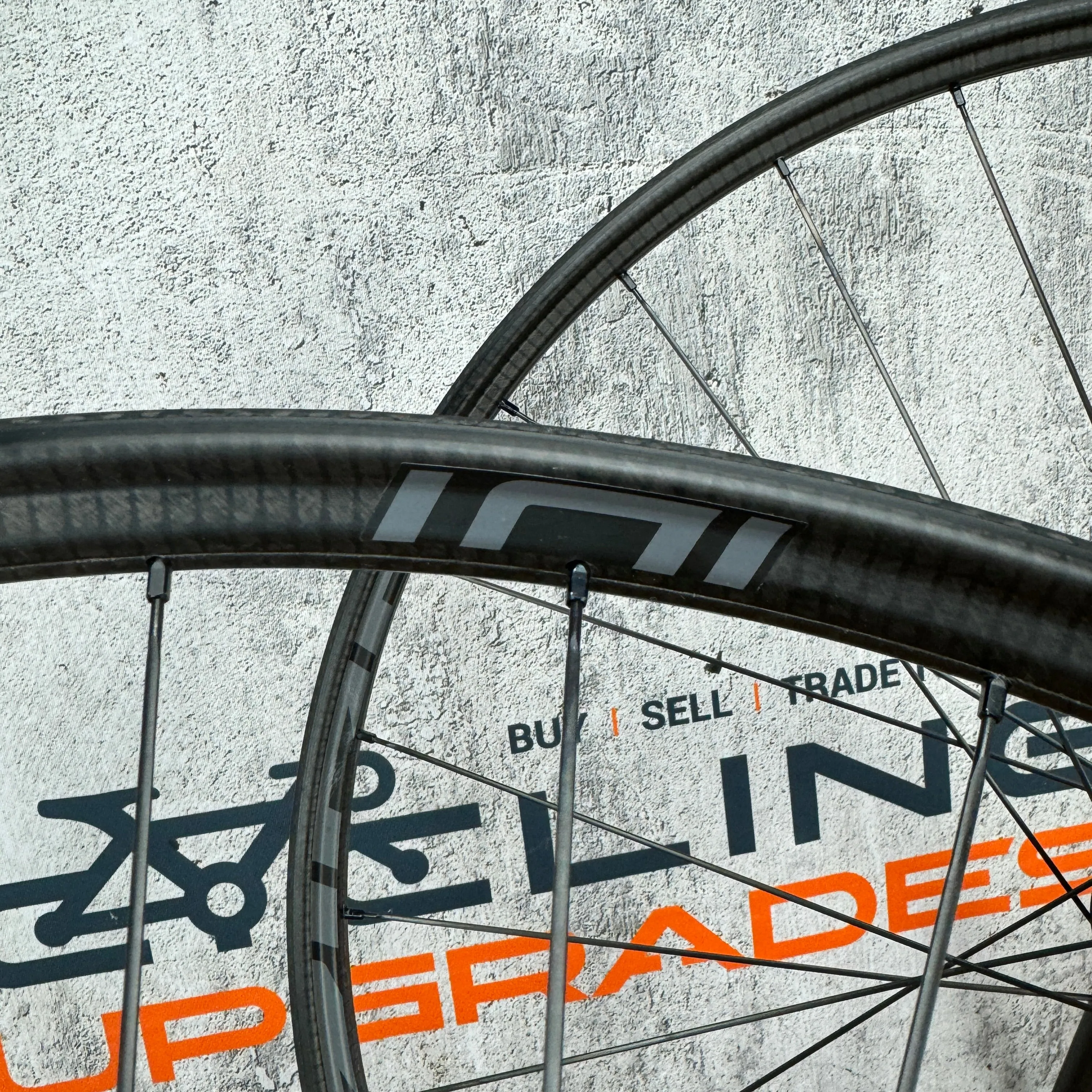 Low Mile! Zipp 101 XPLR Carbon Tubeless Hookless Gravel Disc Wheelset 700c 1707g