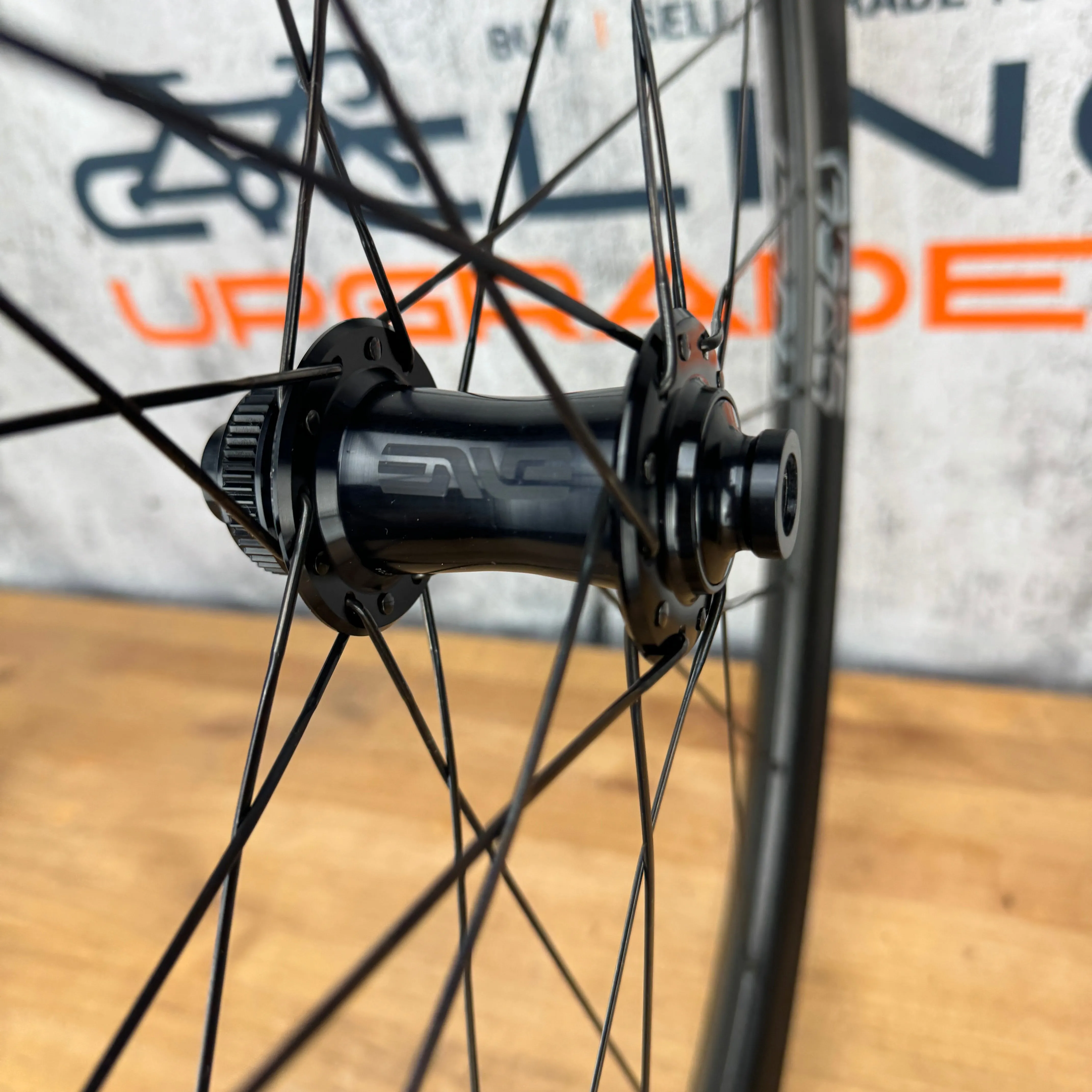 Mint! Enve AG25 Carbon Disc Brake Hookless Tubeless Bike Wheelset 700c 1420g
