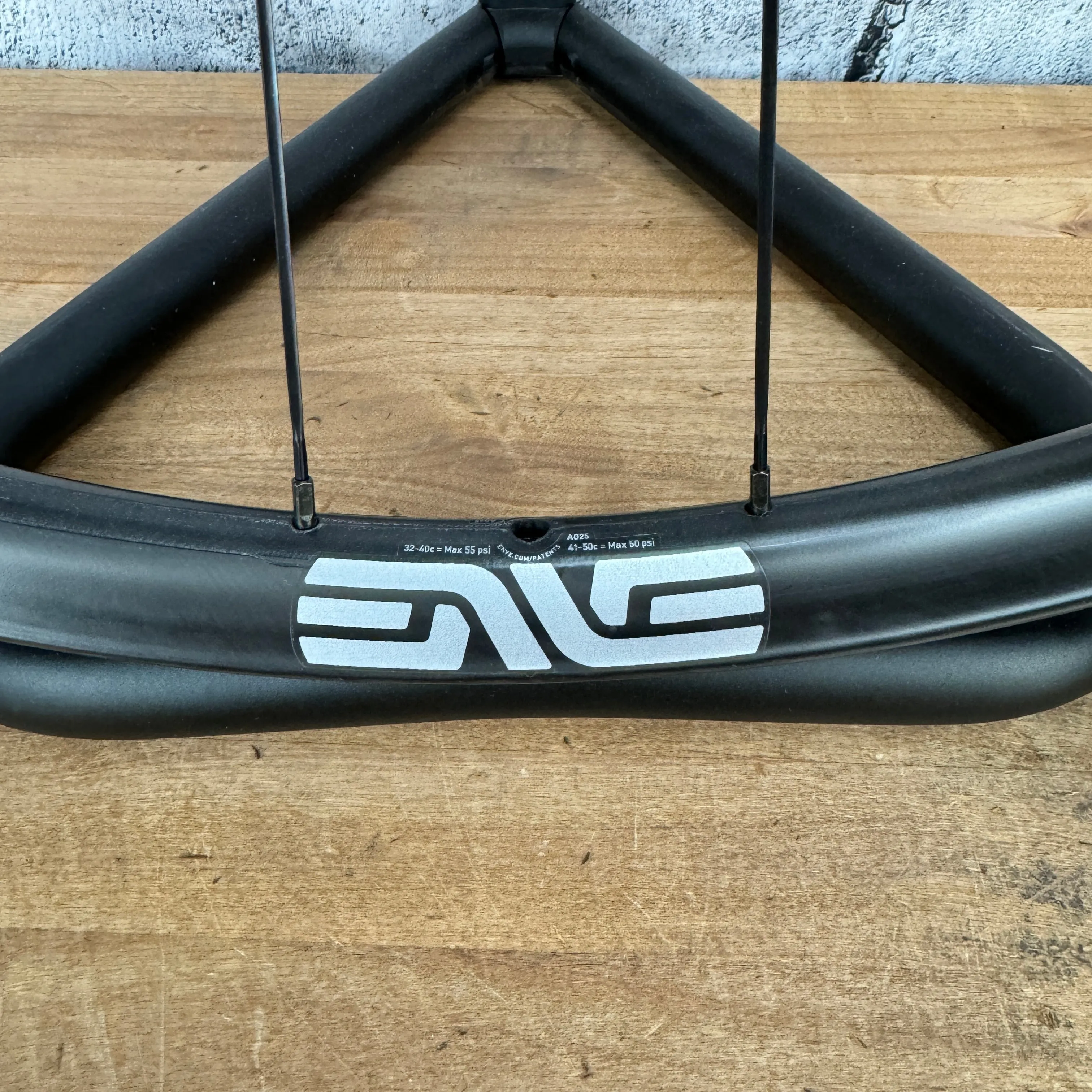Mint! Enve AG25 Carbon Disc Brake Hookless Tubeless Bike Wheelset 700c 1420g