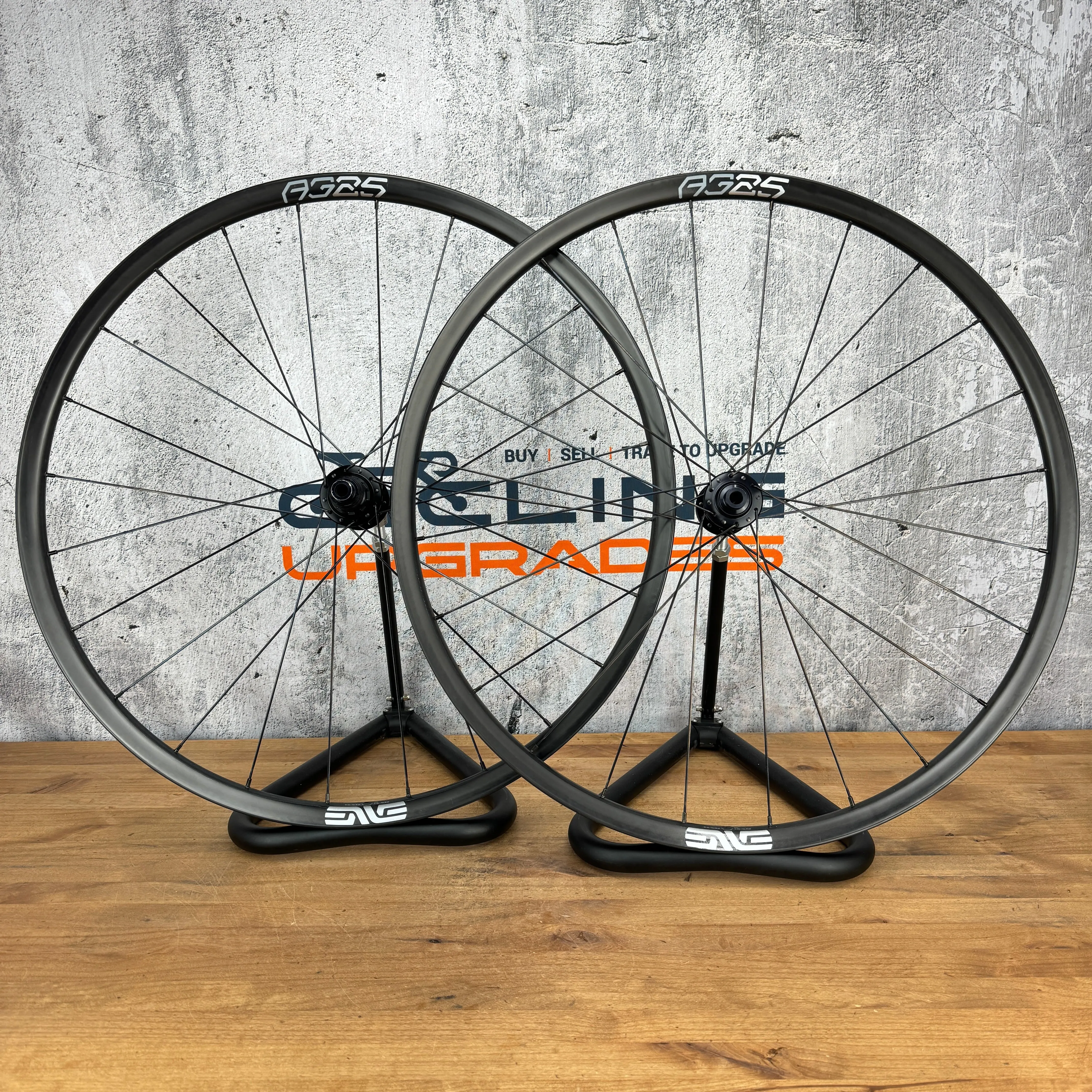 Mint! Enve AG25 Carbon Disc Brake Hookless Tubeless Bike Wheelset 700c 1420g