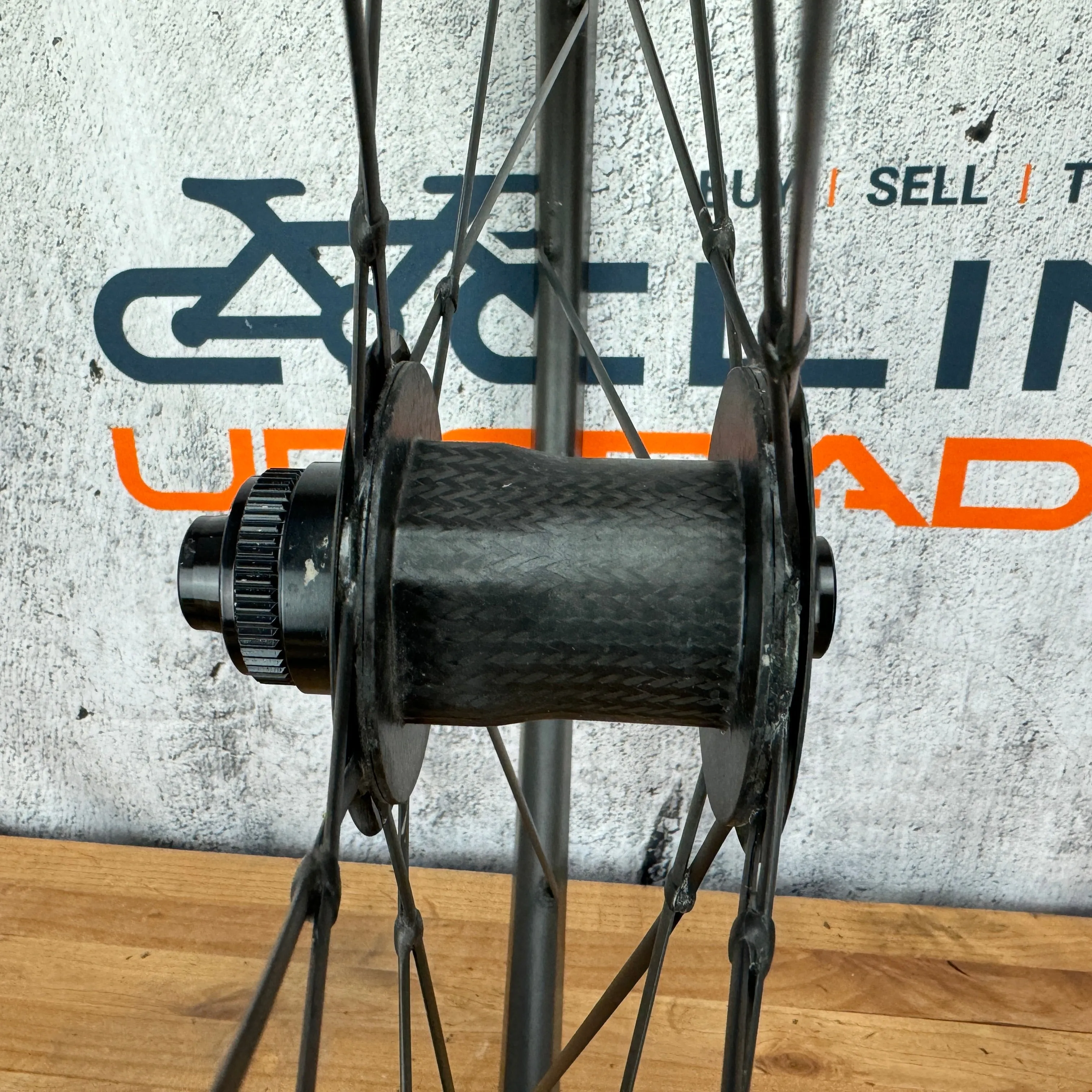 Mint! Lightweight Wegweiser EVO Carbon Tubeless Disc Brake Wheelset 700c 1436g