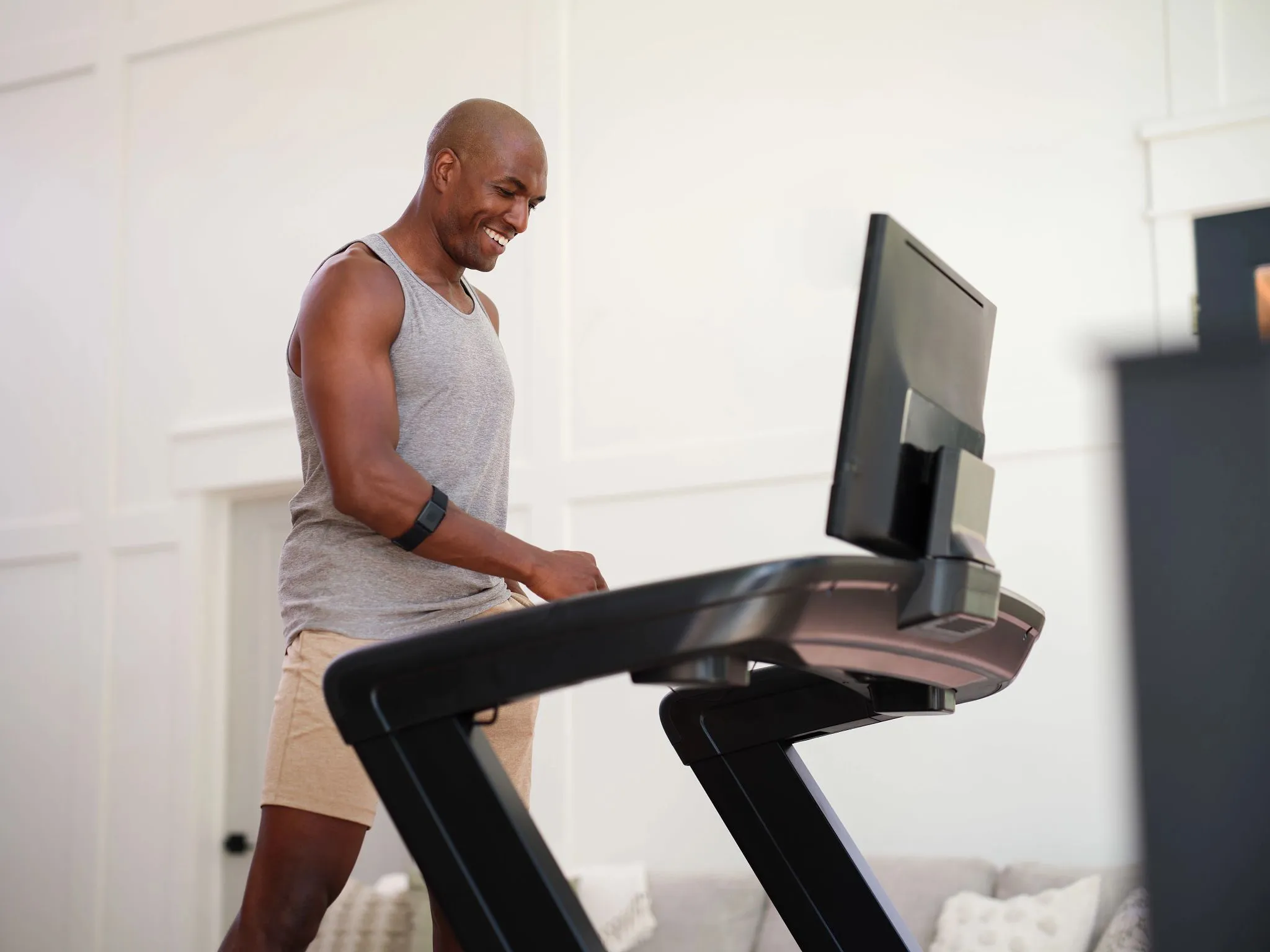 Nordictrack 2450 Commercial Treadmill (2025 New)