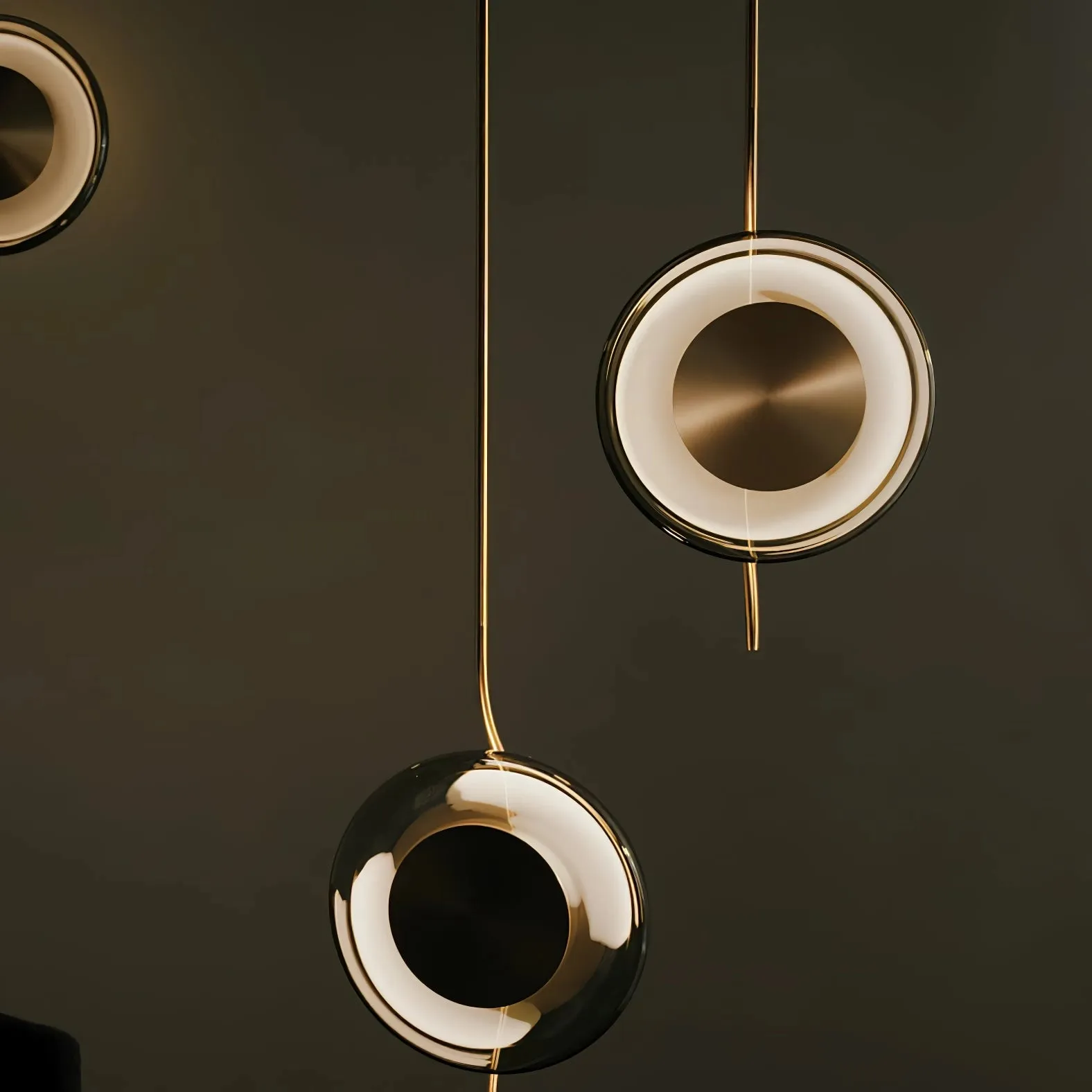 Pendulum Pendant Lamp