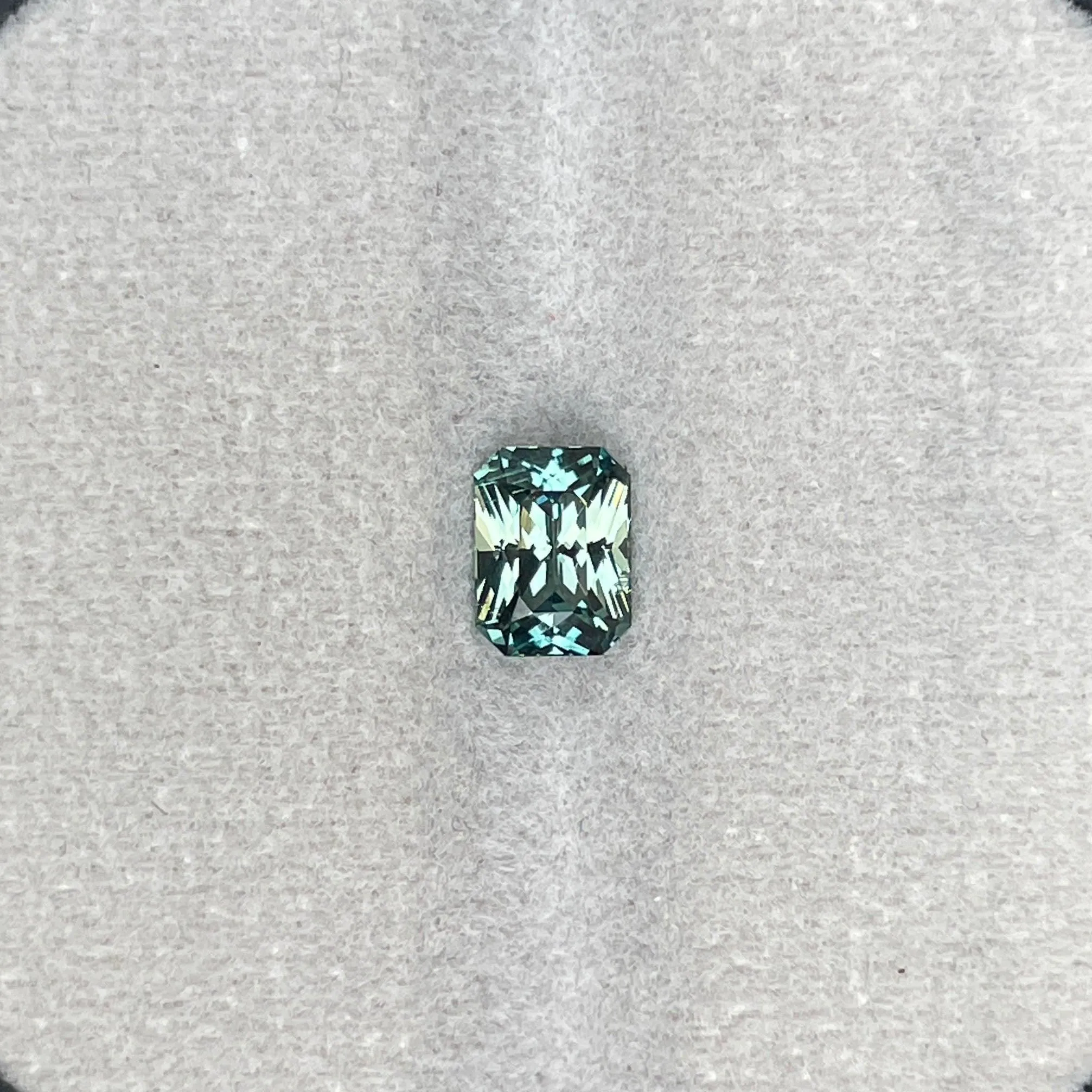 Radiant cut Greenish blue sapphire, Baylor Bears green 1.25 crt. Flawless CERTIFIED Stunning Loose Gemstone