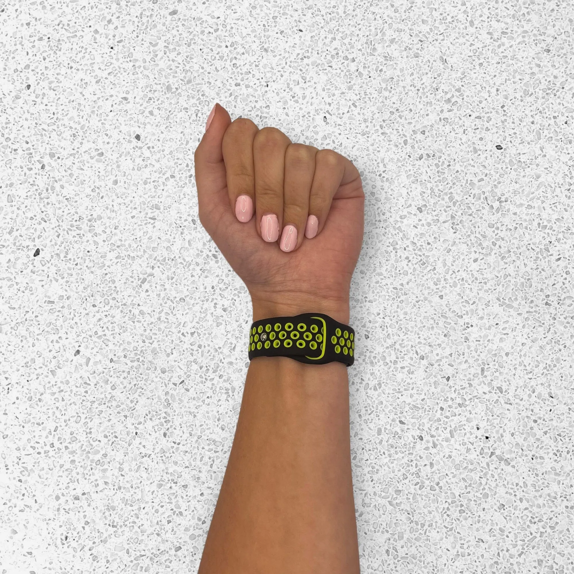 Replacement Silicone Sports Watch Band Compatible with the Fitbit Charge 3 & Charge 4