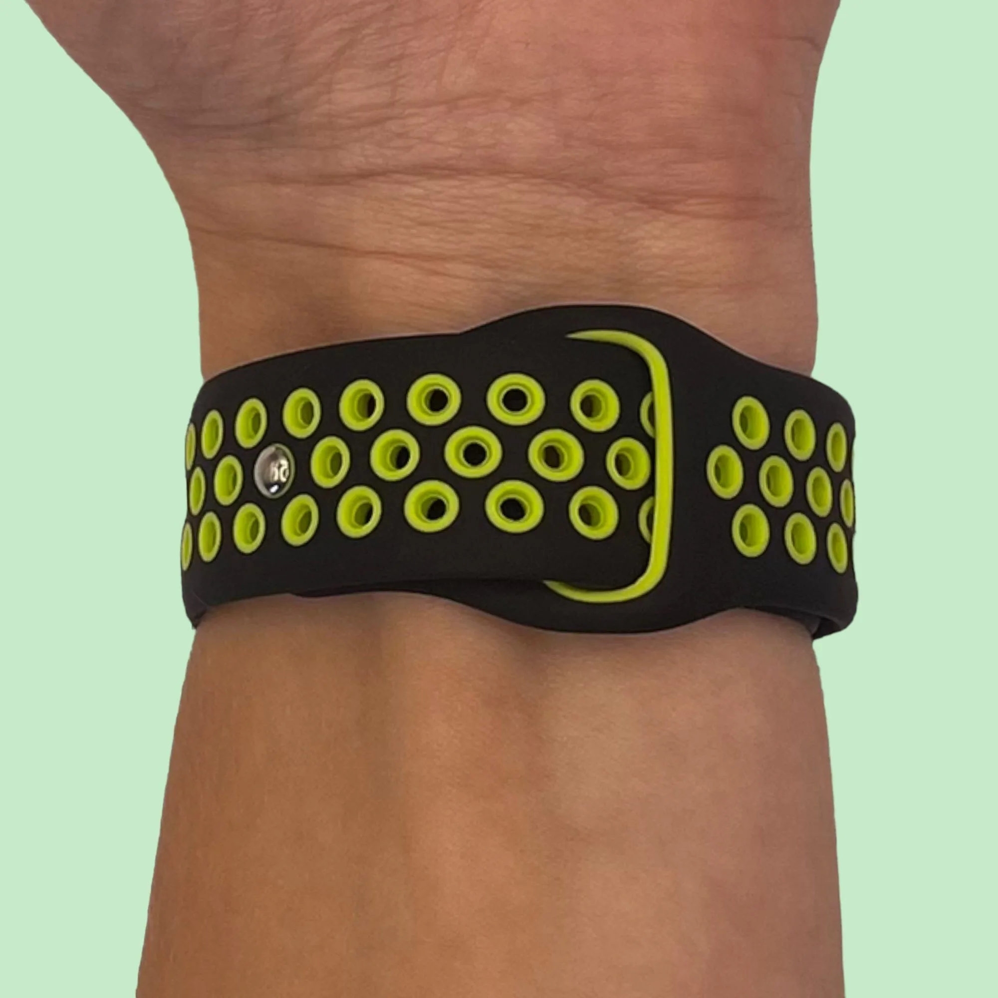 Replacement Silicone Sports Watch Band Compatible with the Fitbit Charge 3 & Charge 4