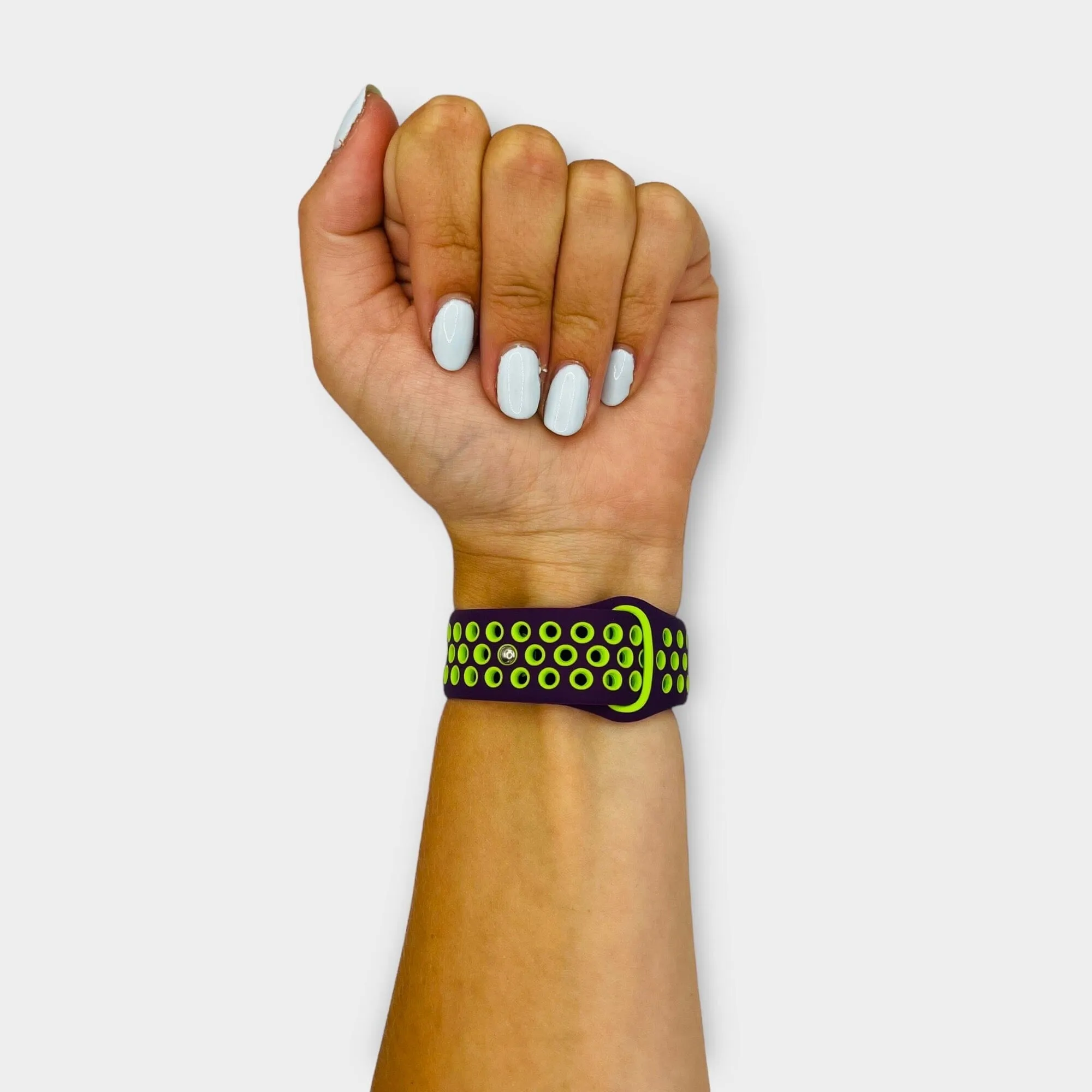 Replacement Silicone Sports Watch Band Compatible with the Fitbit Charge 3 & Charge 4