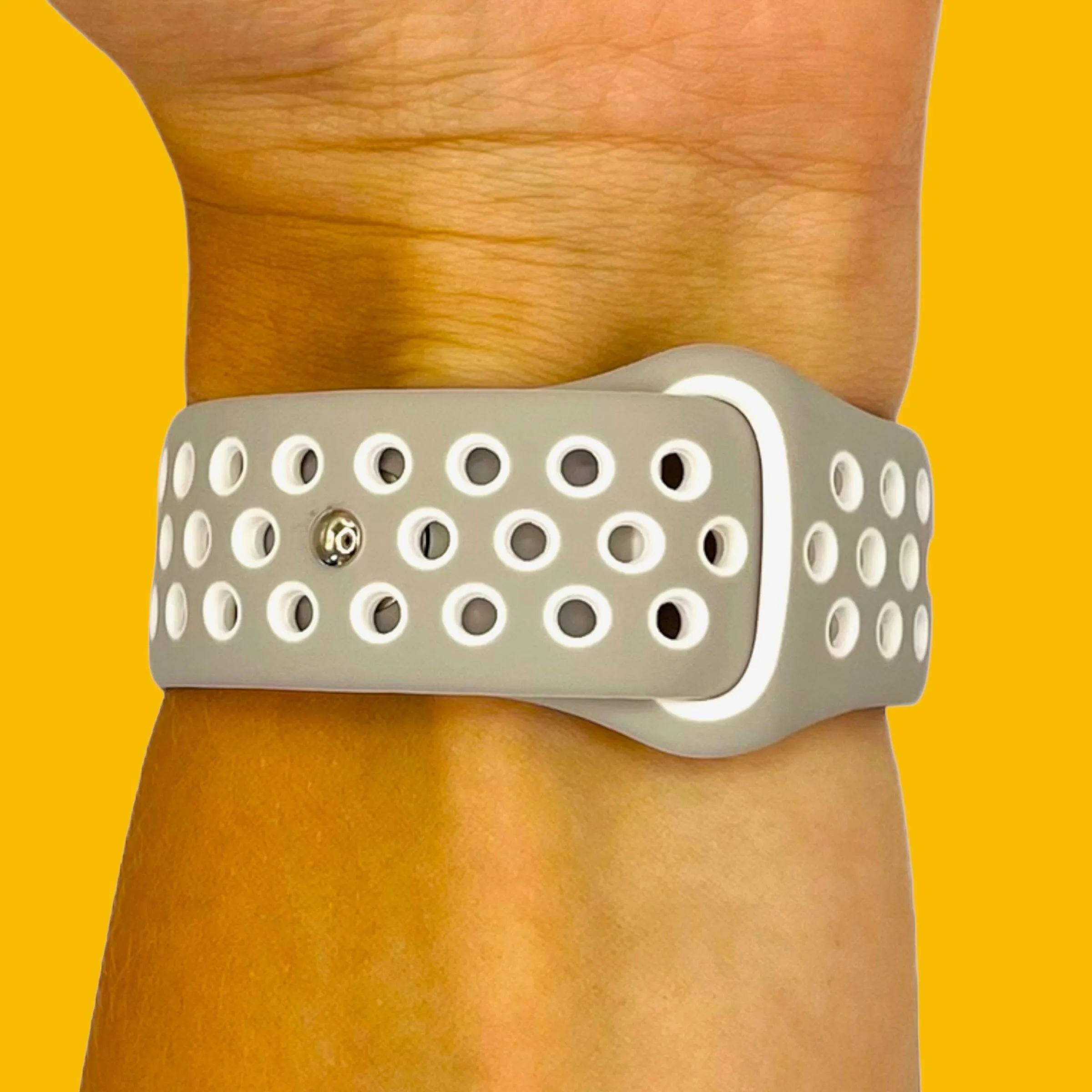 Replacement Silicone Sports Watch Band Compatible with the Fitbit Charge 3 & Charge 4