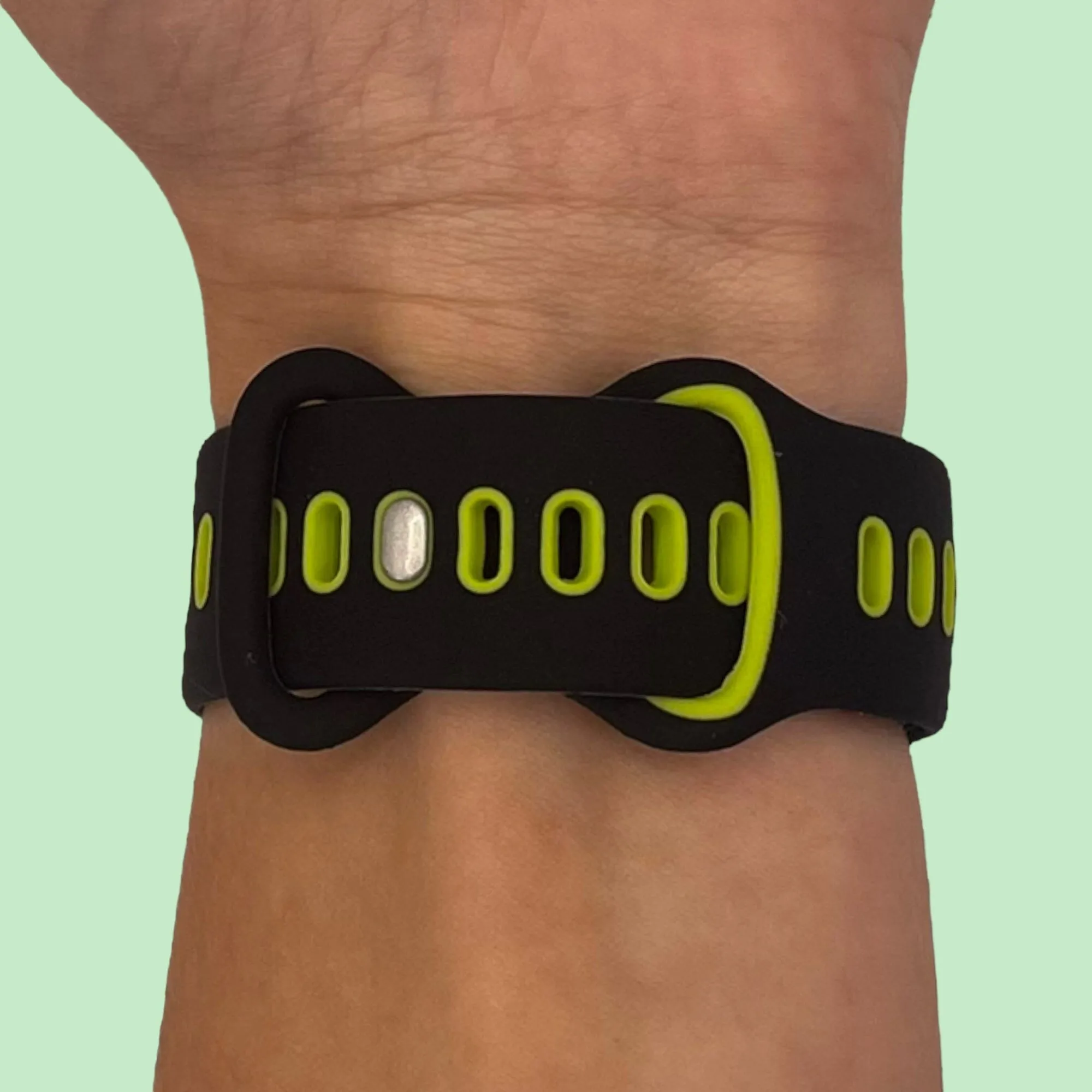 Replacement Silicone Sports Watch Straps Compatible with the Fitbit Charge 5