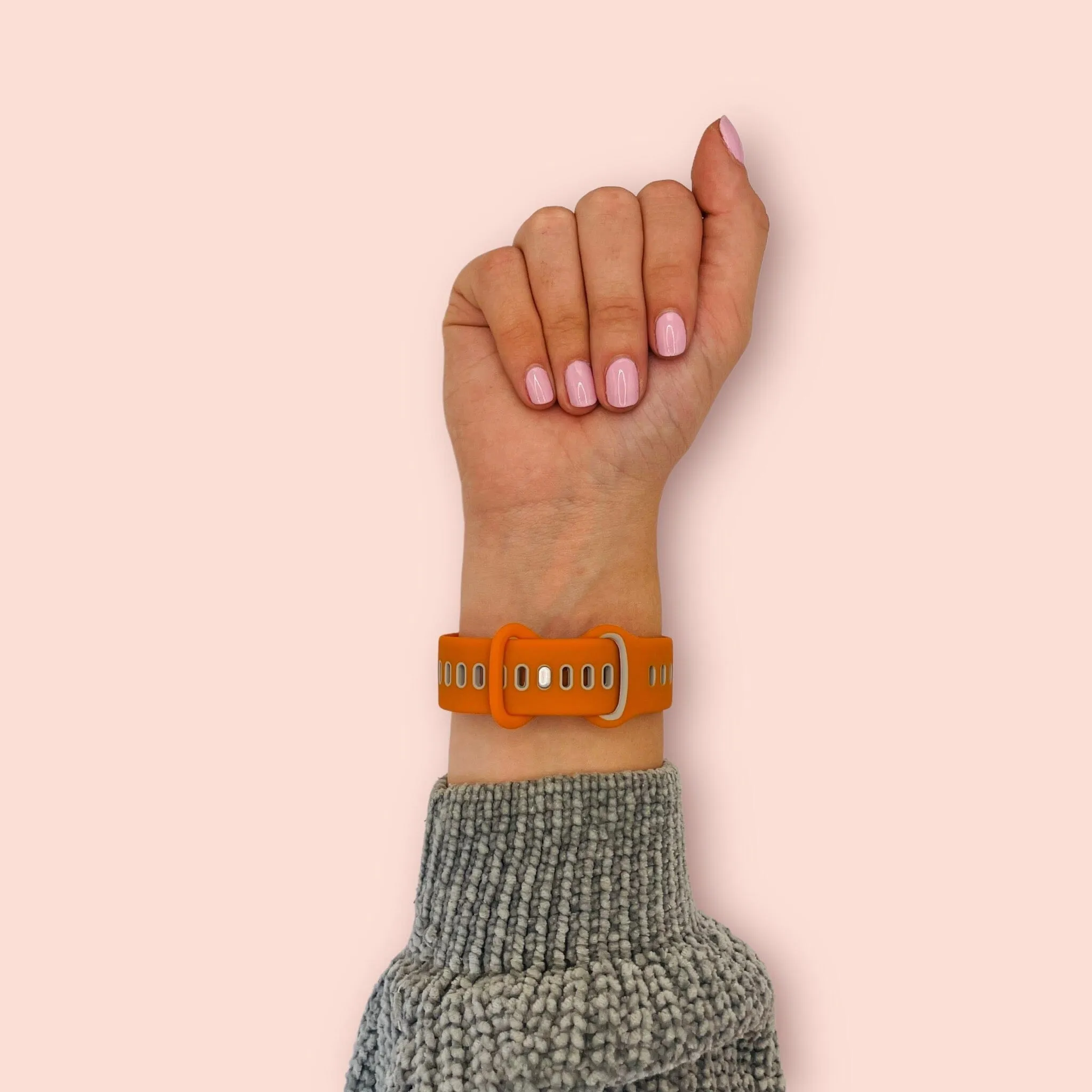 Replacement Silicone Sports Watch Straps Compatible with the Fitbit Charge 5
