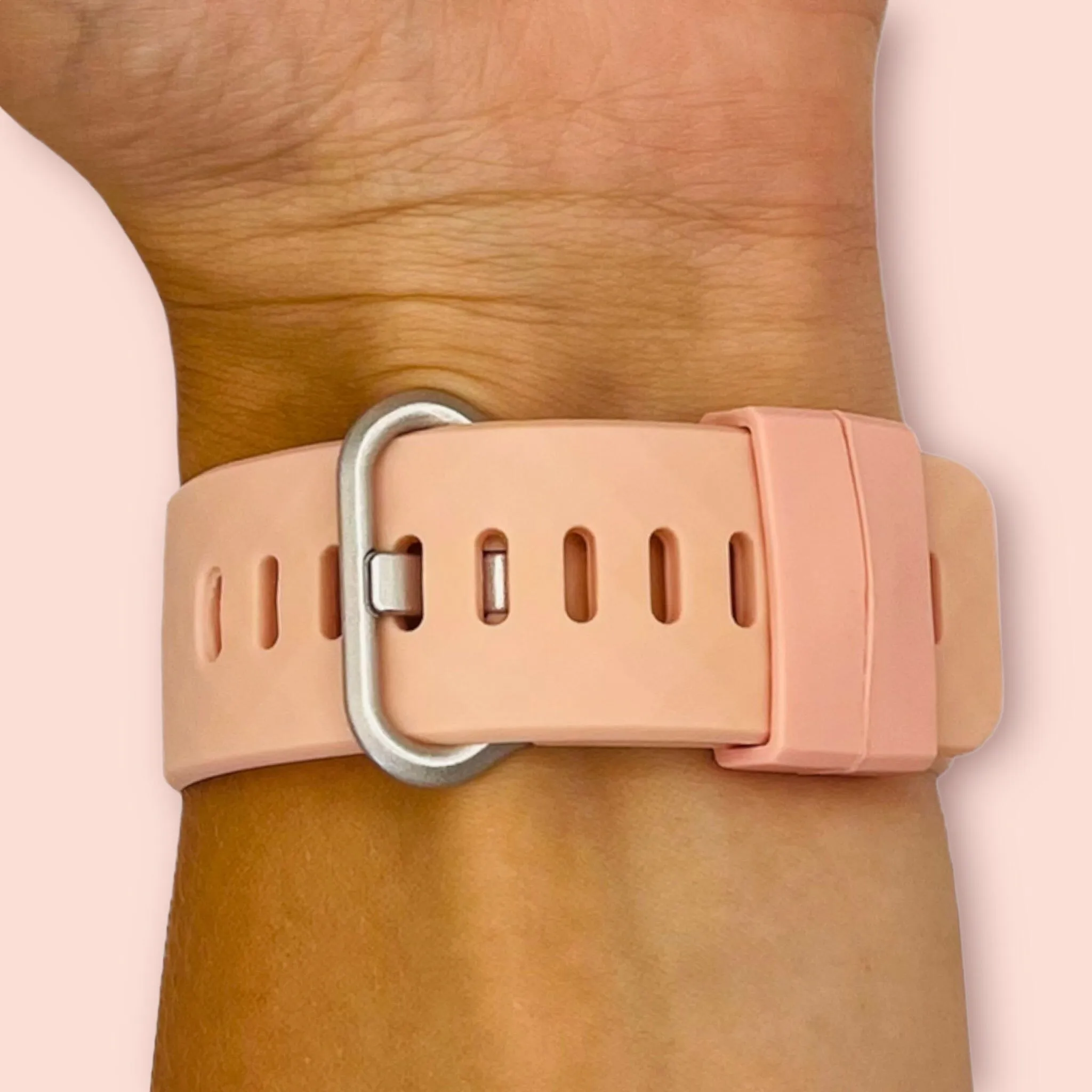 Replacement Silicone Watch Straps Compatible with the Fitbit Charge 3 & Charge 4