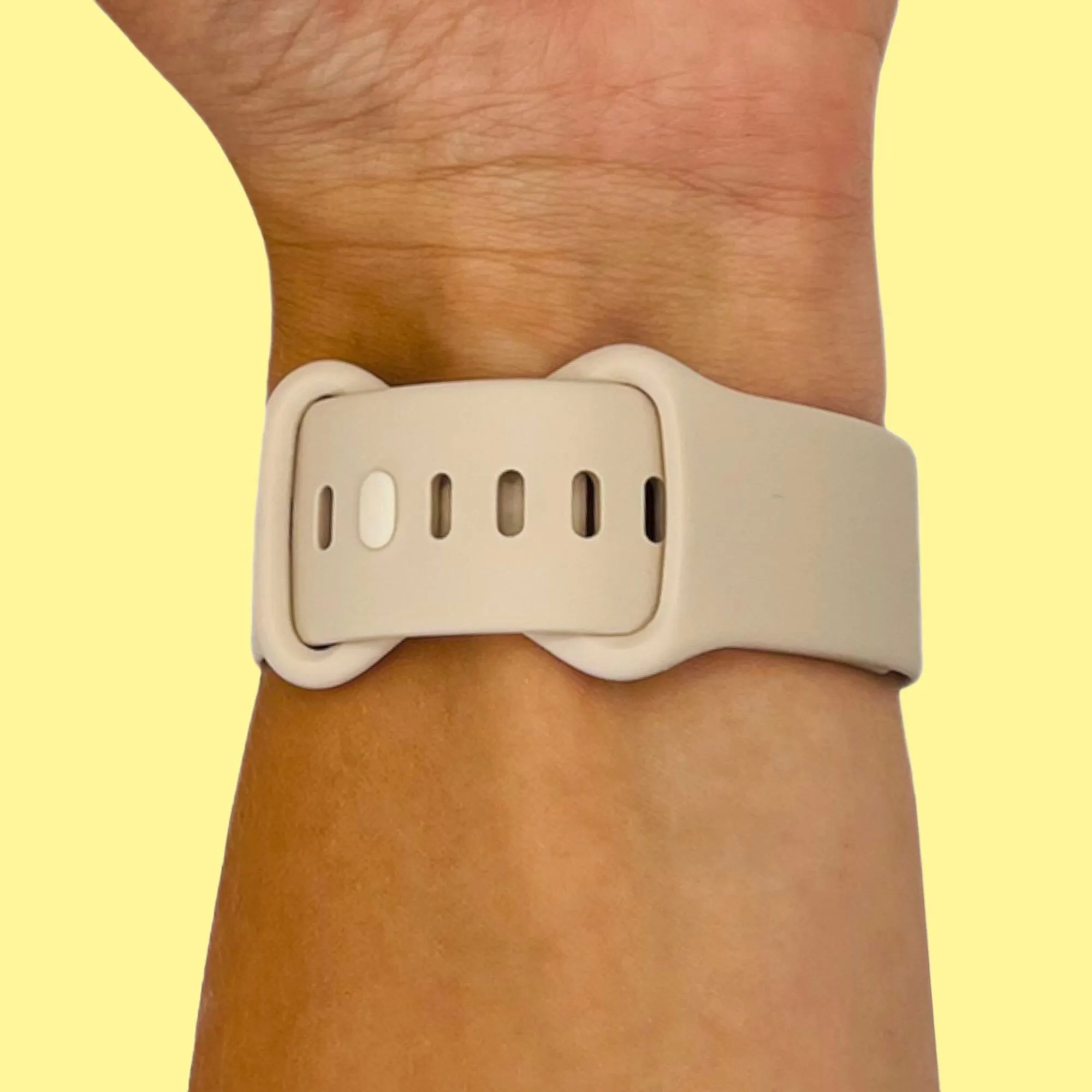 Replacement Silicone Watch Straps Compatible with the Fitbit Charge 5