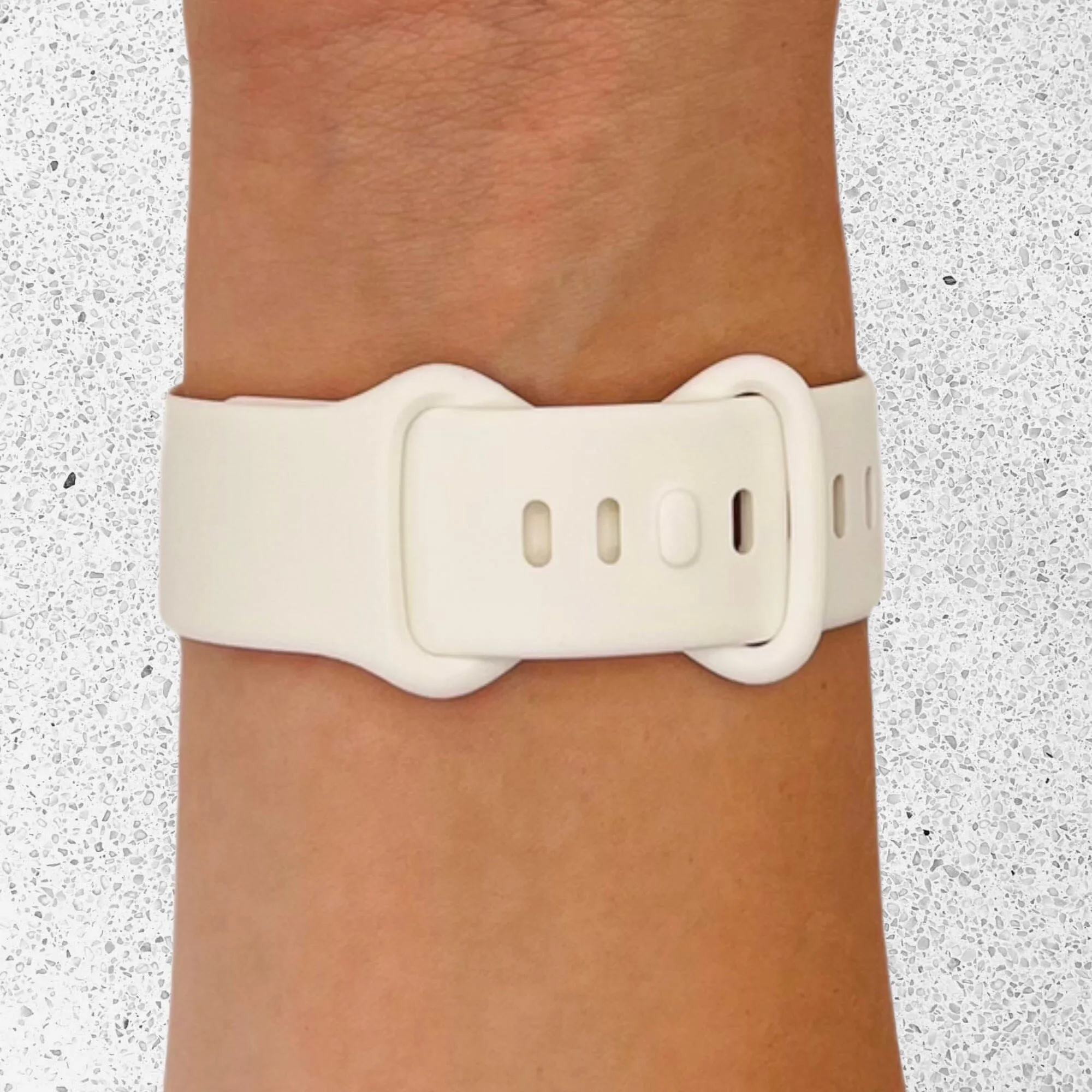 Replacement Silicone Watch Straps Compatible with the Fitbit Charge 5