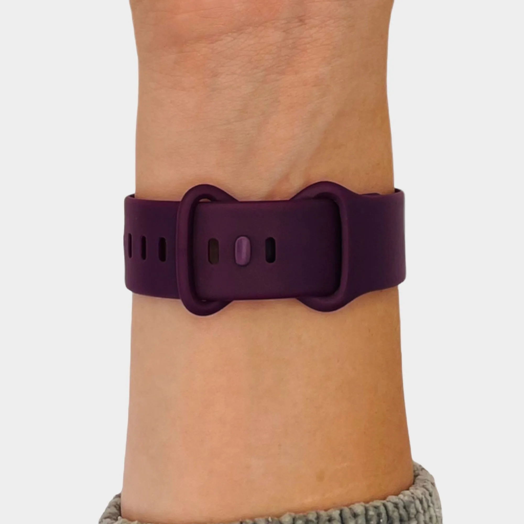 Replacement Silicone Watch Straps Compatible with the Fitbit Charge 5