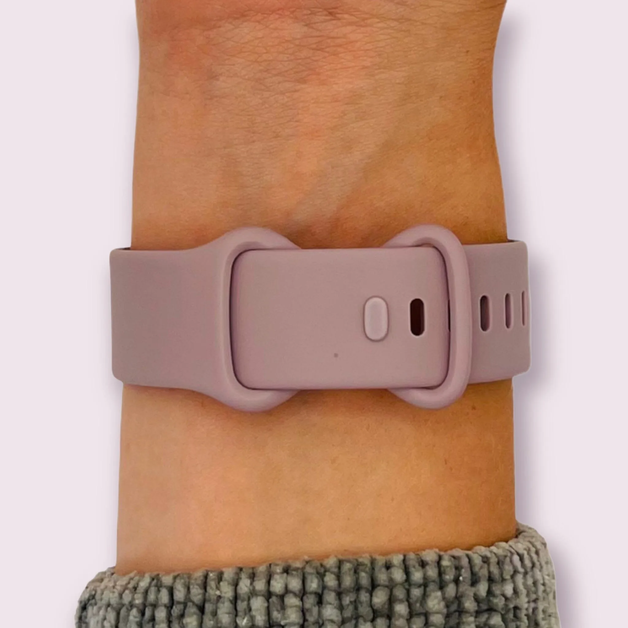Replacement Silicone Watch Straps Compatible with the Fitbit Charge 5