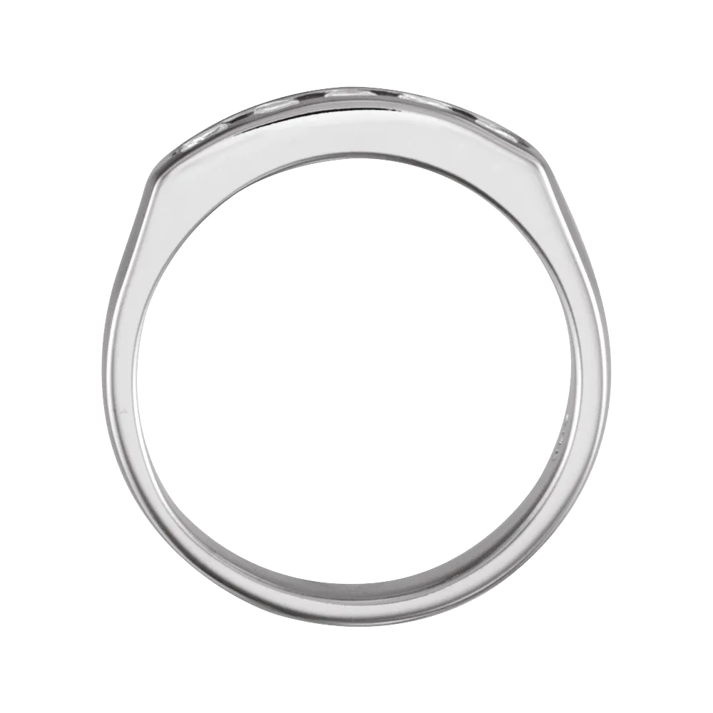 SH92 - 14K Gold 3 mm Round 5 Round • F  • VS Diamonds Band