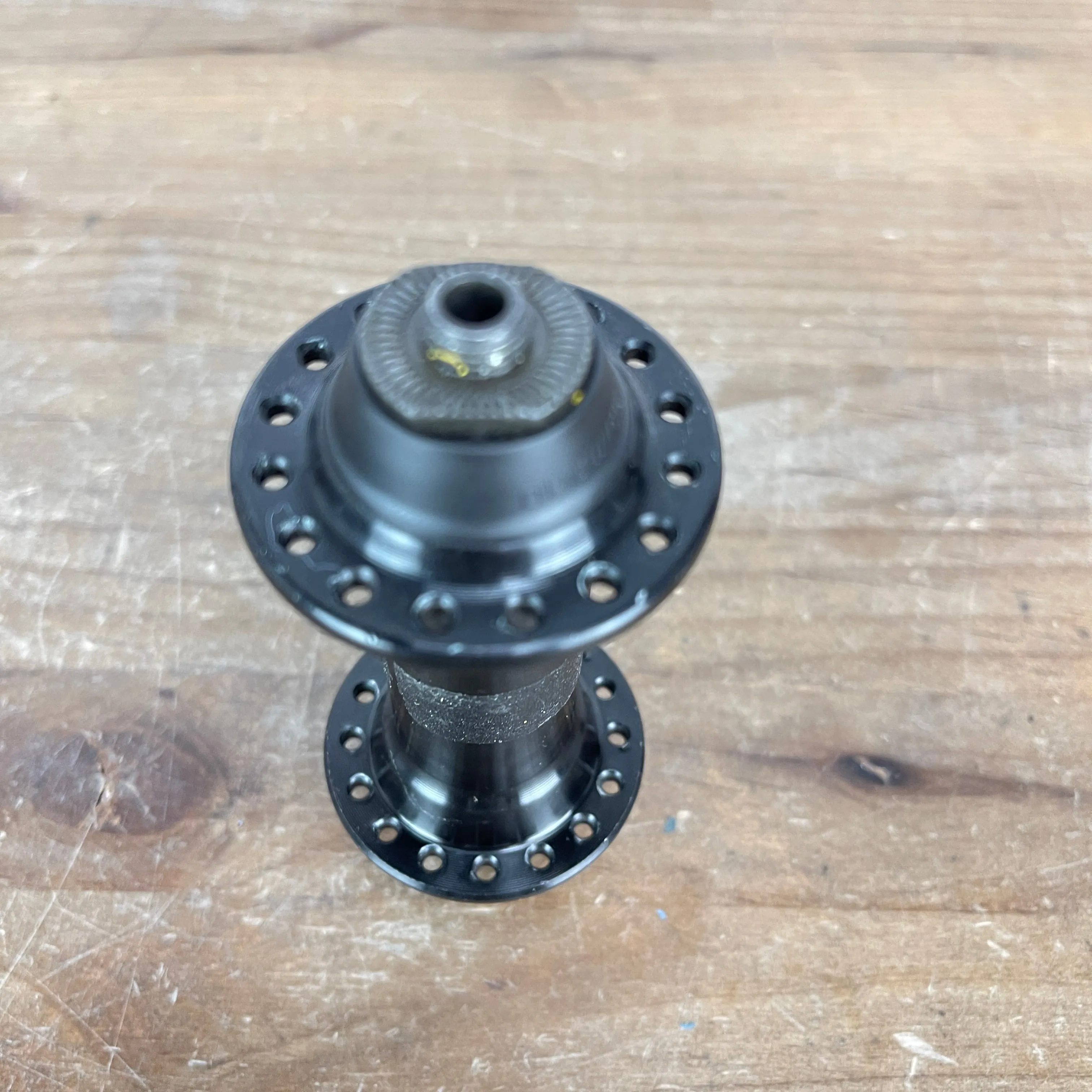 Vintage! Shimano 32h 6-Speed MTB 100/135mm QR Hubs   Skewers